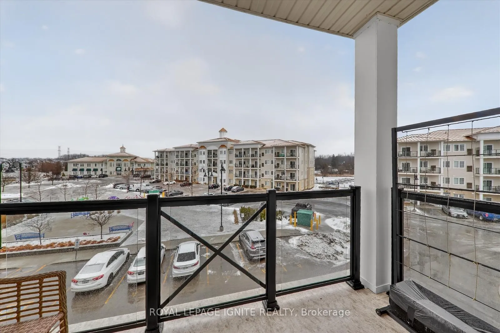 Photo 20 of Unit 323, 50 Lakebreeze Drive, Clarington, Newcastle — HOMEH