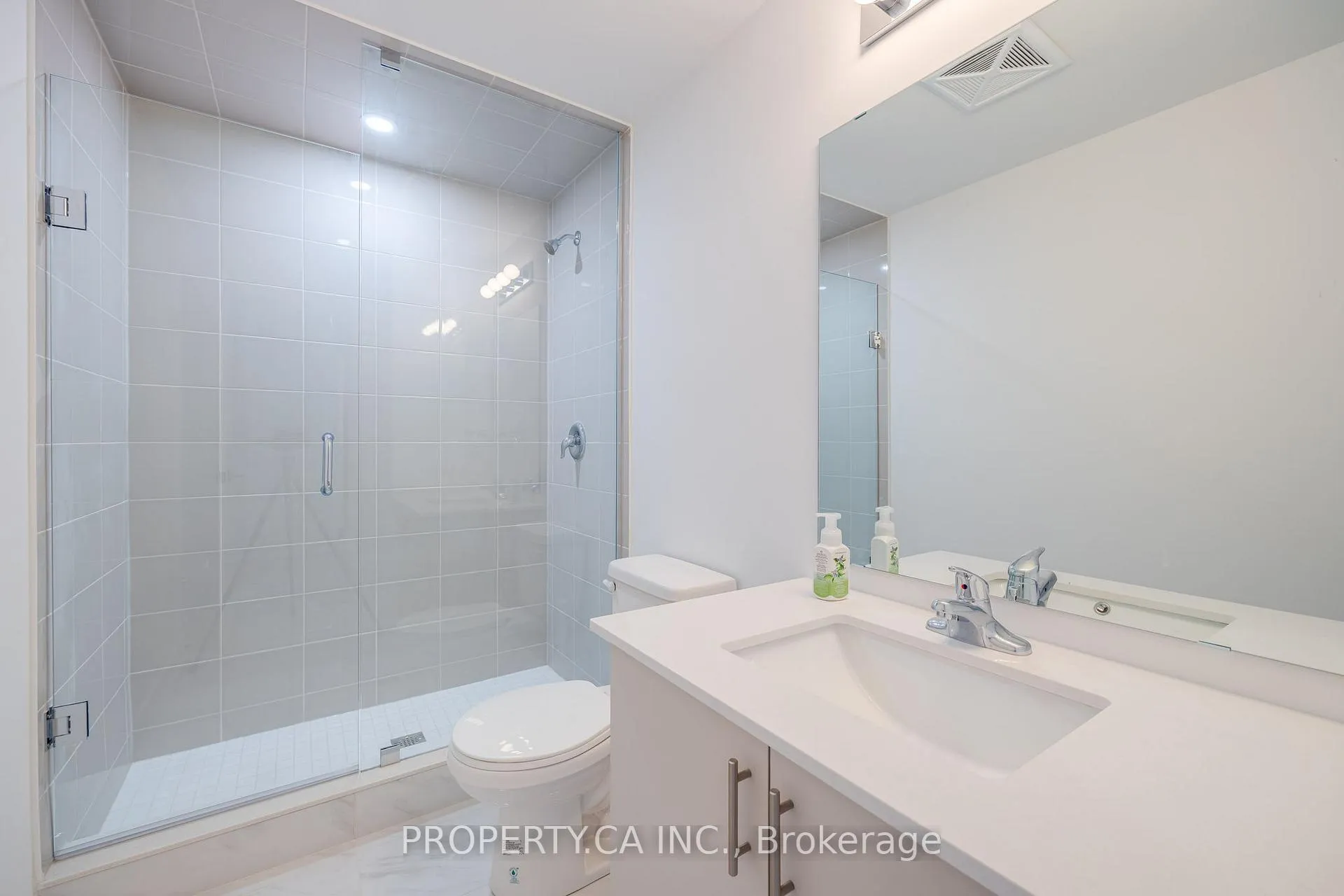 Photo 15 of Unit 210, 8 Culinary Lane W, Barrie, Rural Barrie Southeast — HOMEH