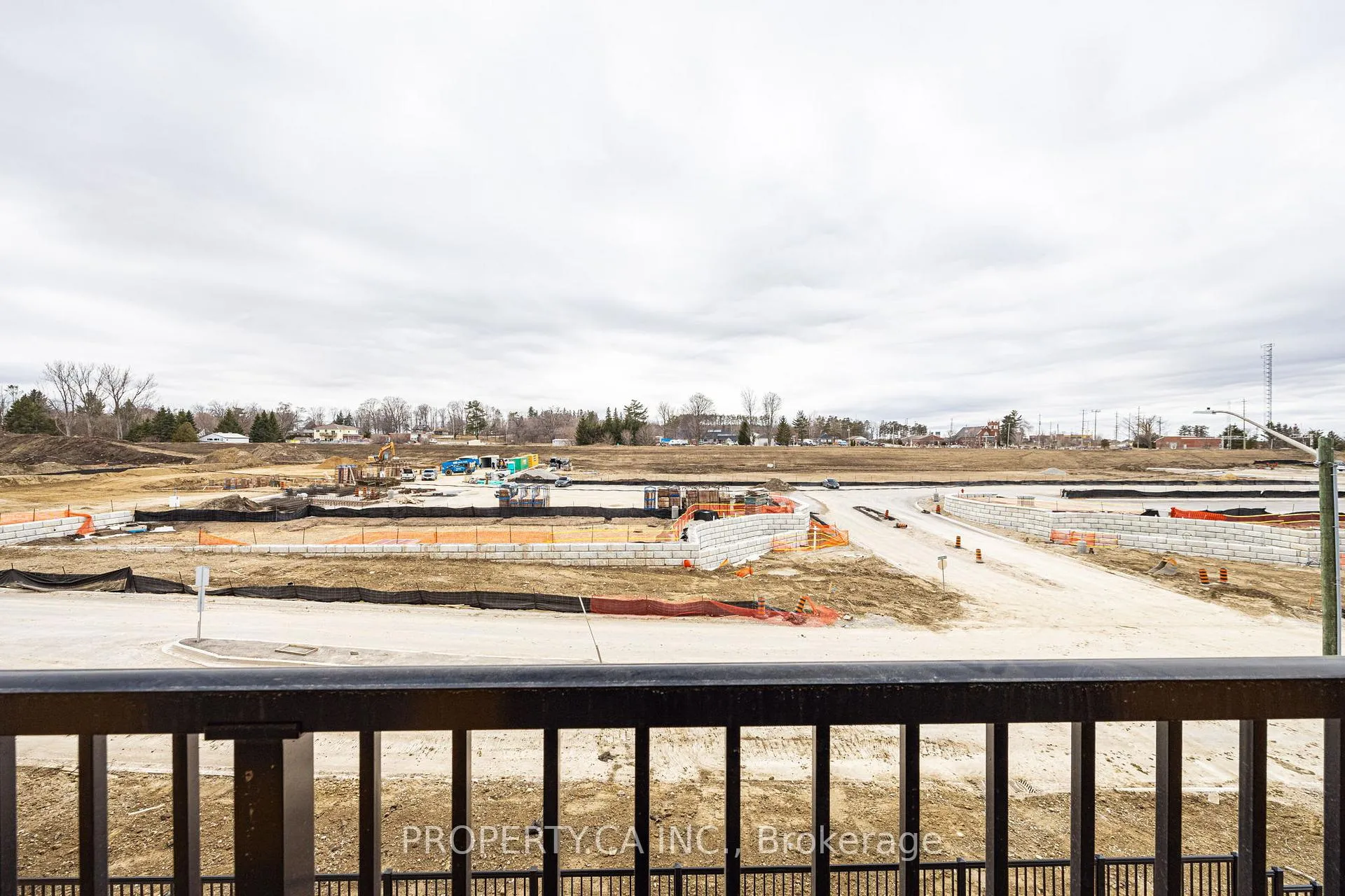 Photo 18 of Unit 210, 8 Culinary Lane W, Barrie, Rural Barrie Southeast — HOMEH