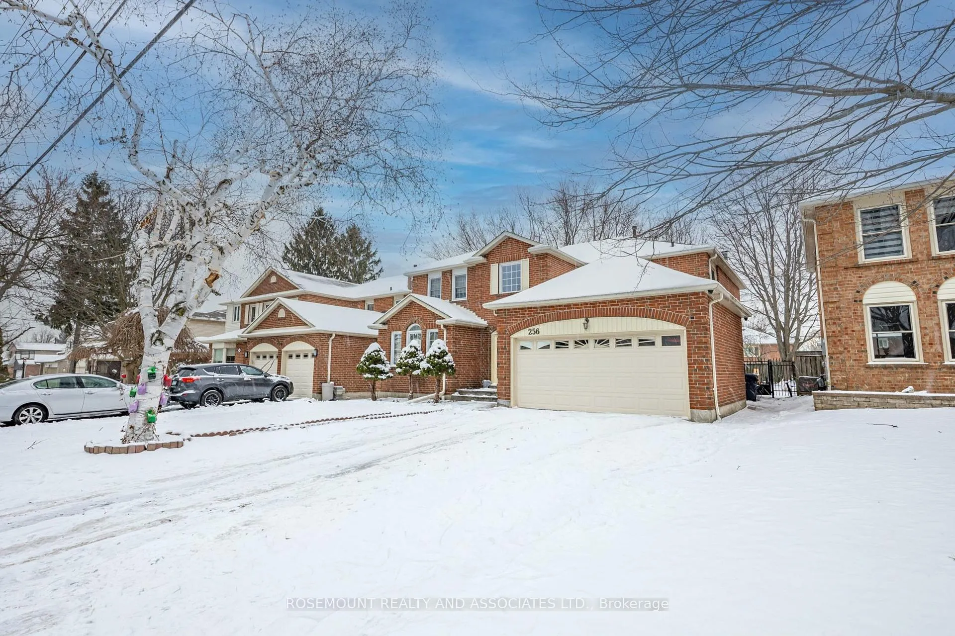Photo 2 of 256 Centennial Road, Scarborough, Centennial Scarborough — HOMEH