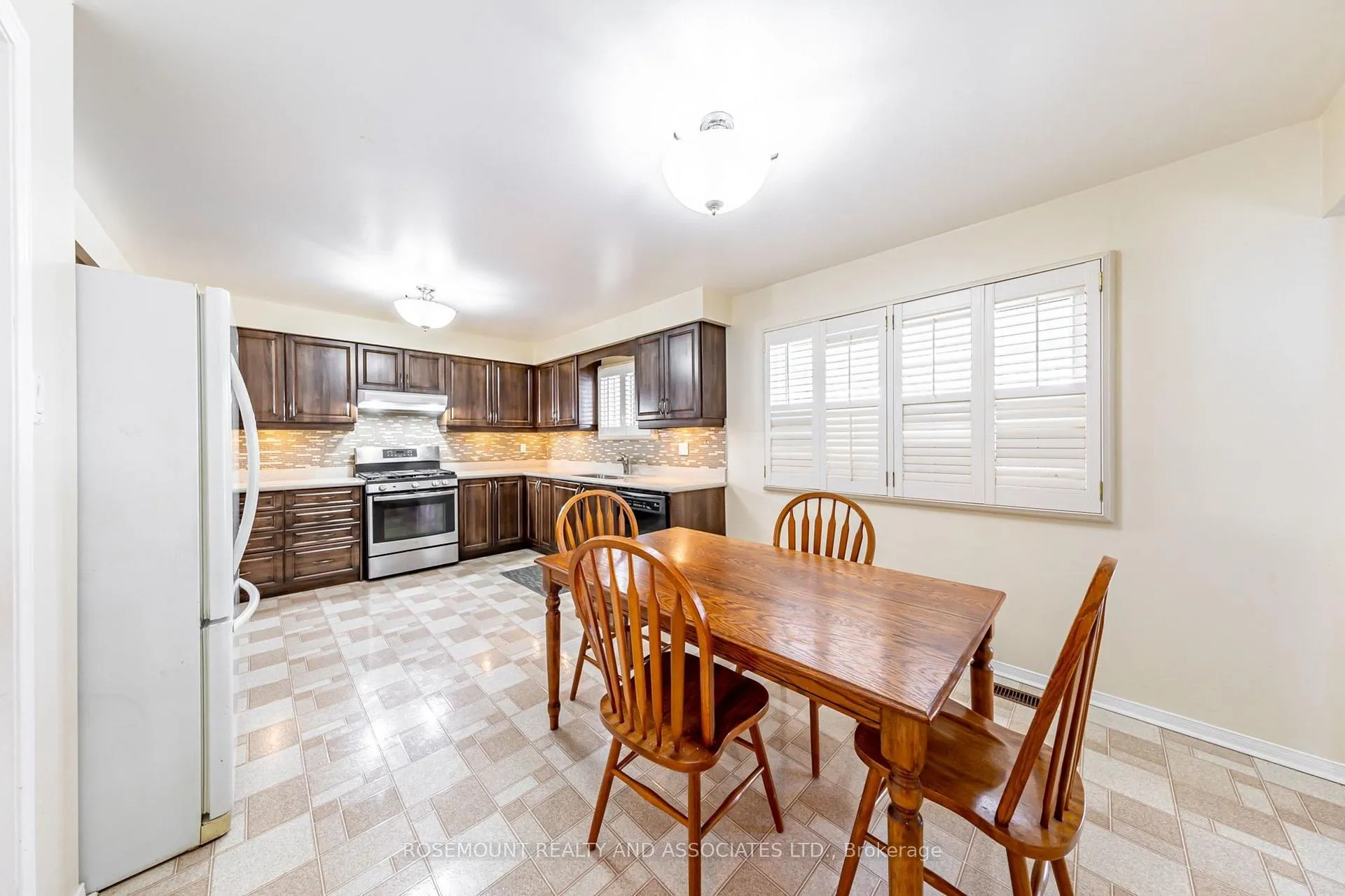 Photo 16 of 256 Centennial Road, Scarborough, Centennial Scarborough — HOMEH