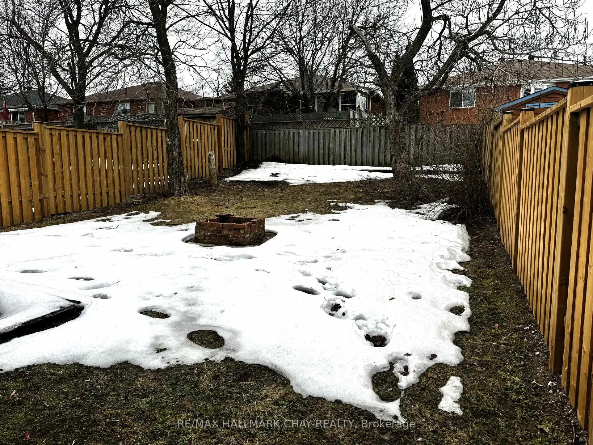Photo 34 of 35 Geddes Crescent, Barrie, Northwest — HOMEH