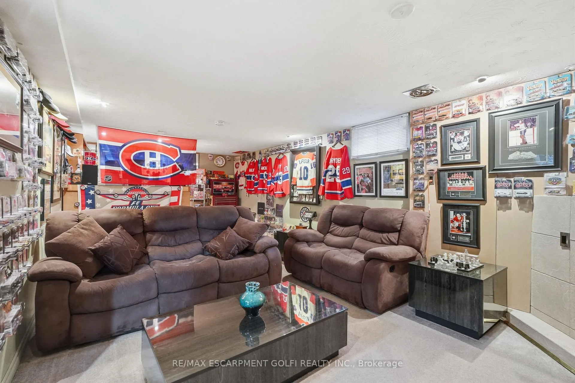 Photo 15 of 21 Odessa Street, Hamilton, Stoney Creek Mountain — HOMEH