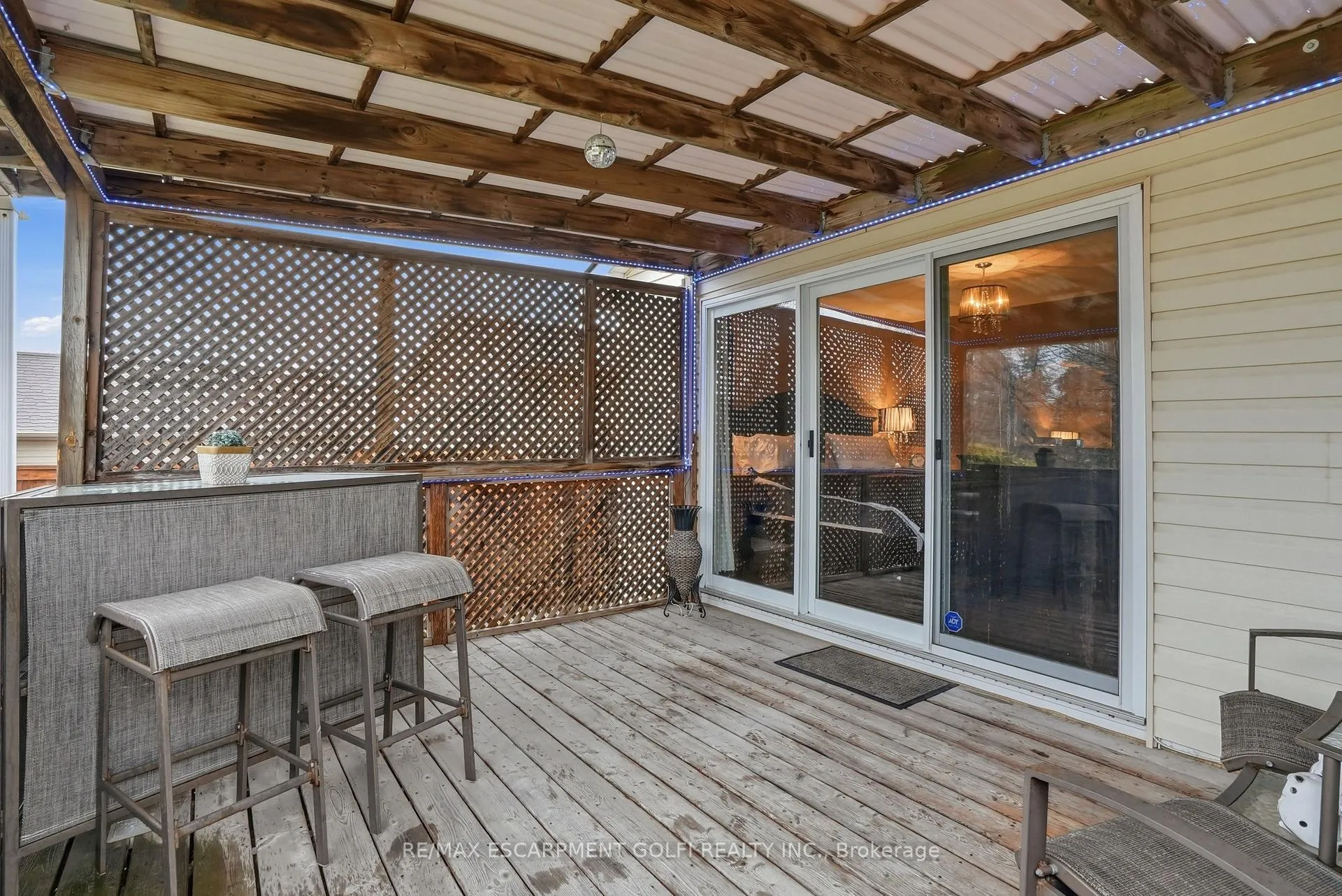 Photo 22 of 21 Odessa Street, Hamilton, Stoney Creek Mountain — HOMEH