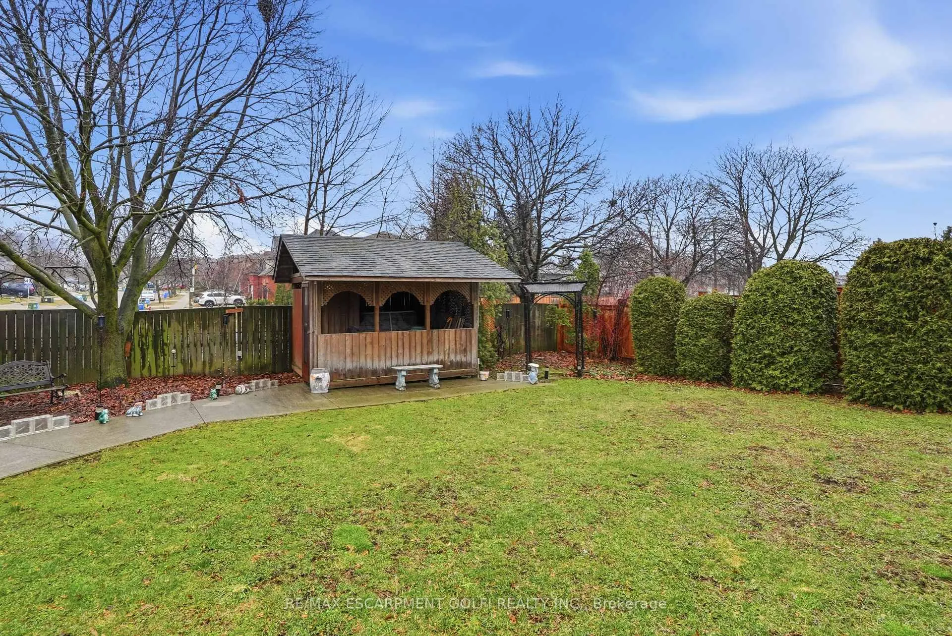Photo 25 of 21 Odessa Street, Hamilton, Stoney Creek Mountain — HOMEH
