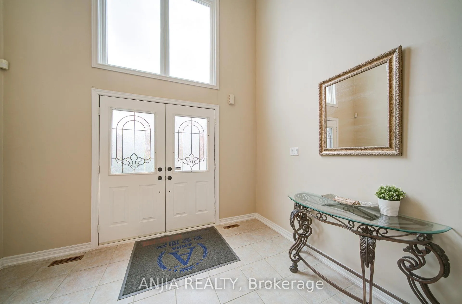Photo 2 of 149 Quince Crescent, Markham, Rouge River Estates — HOMEH