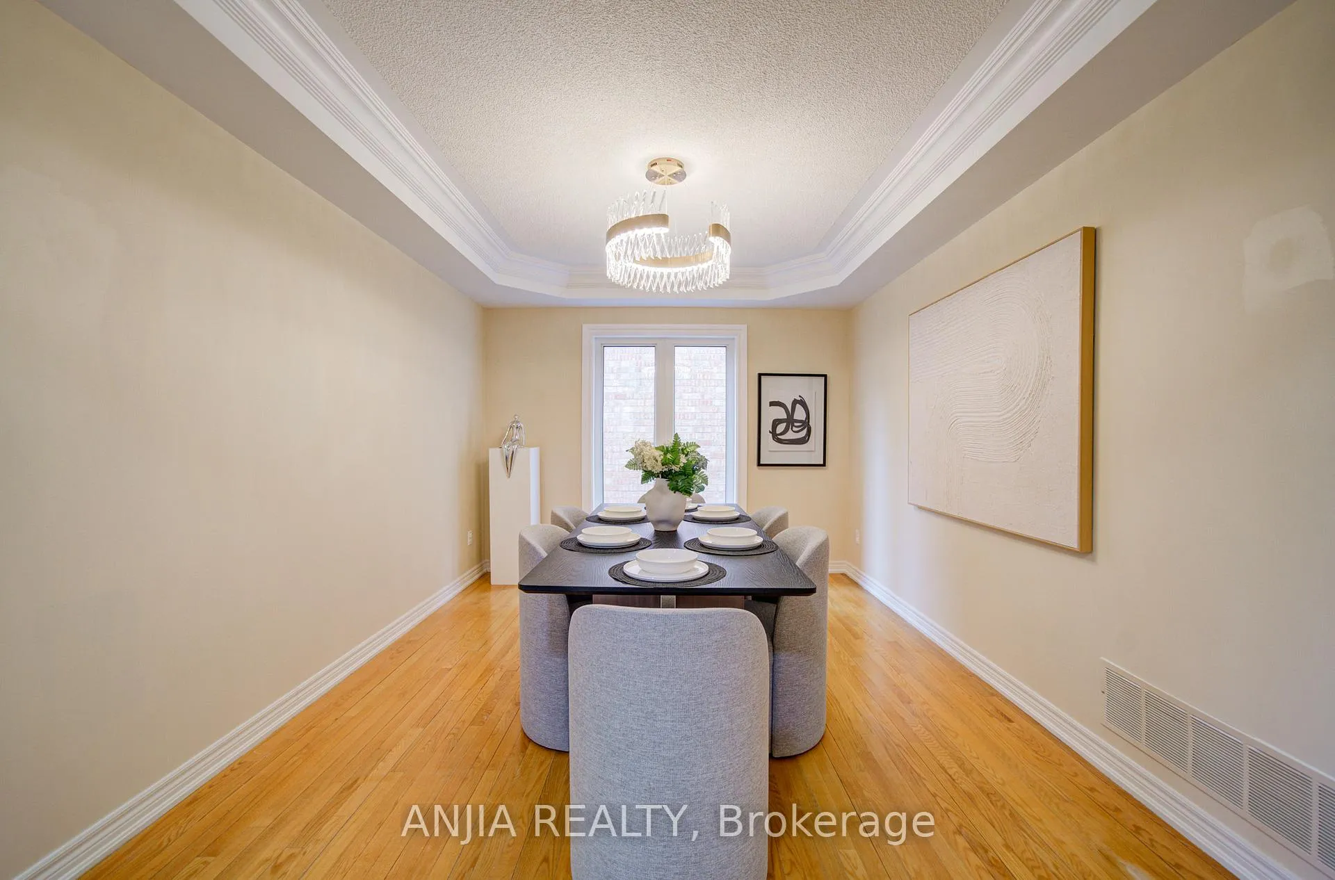 Photo 9 of 149 Quince Crescent, Markham, Rouge River Estates — HOMEH