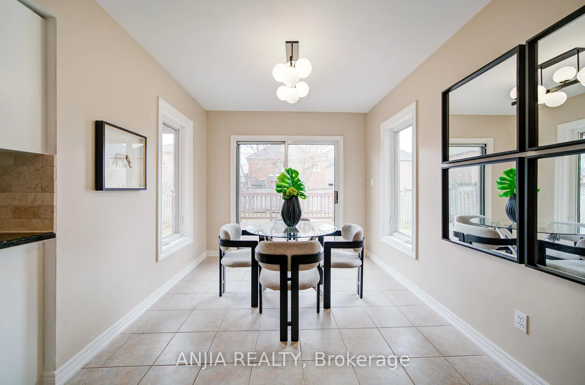 Photo 14 of 149 Quince Crescent, Markham, Rouge River Estates — HOMEH