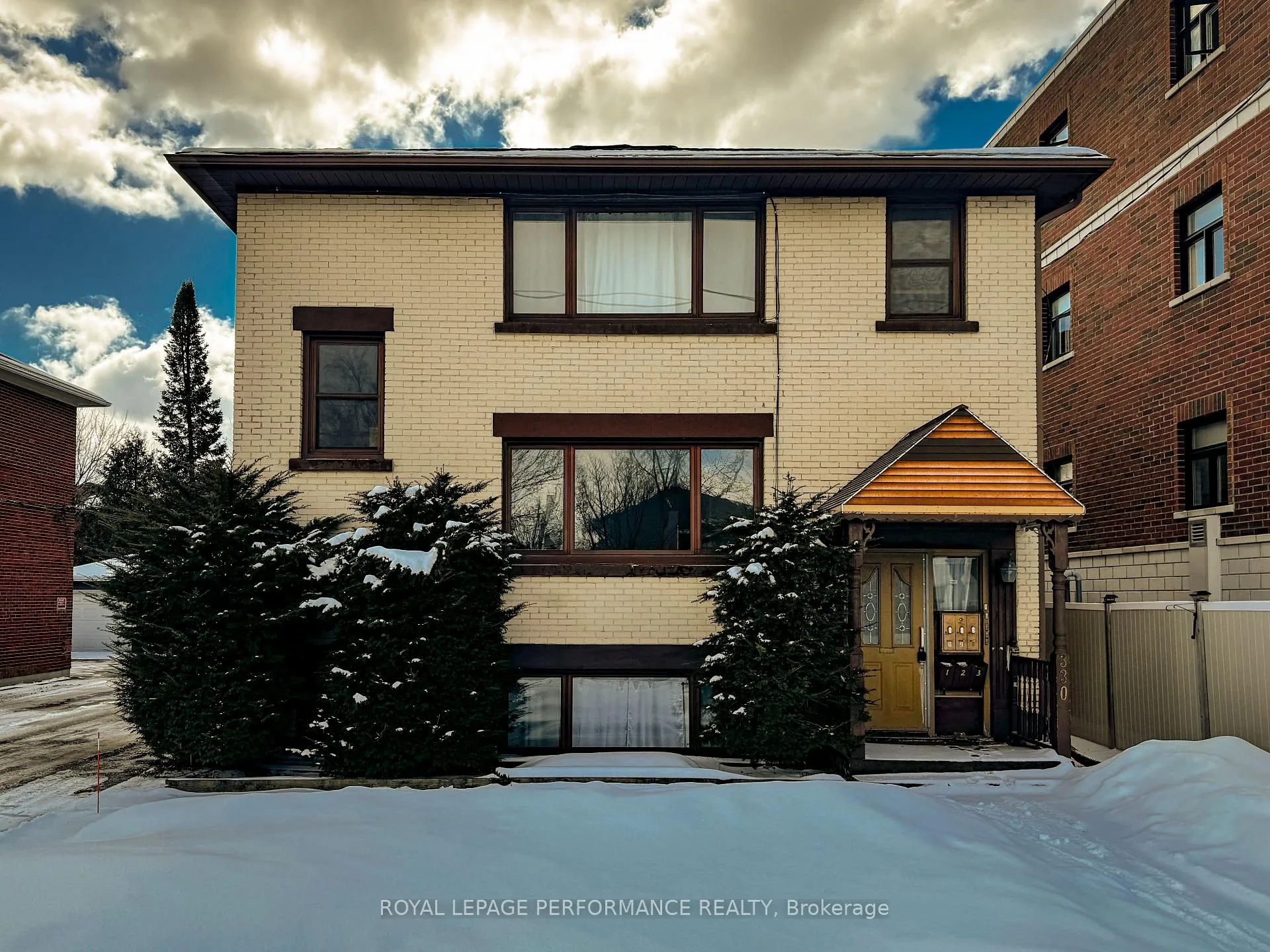 Front of Unit 2, 330 Donald Street