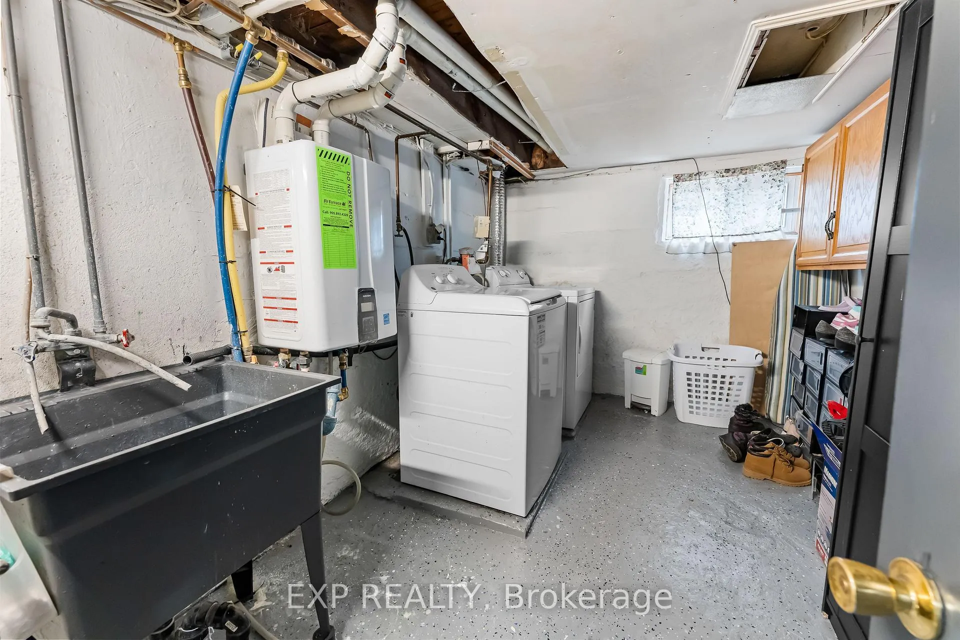 Photo 32 of 33 Richmond Avenue, St. Catharines, E. Chester — HOMEH