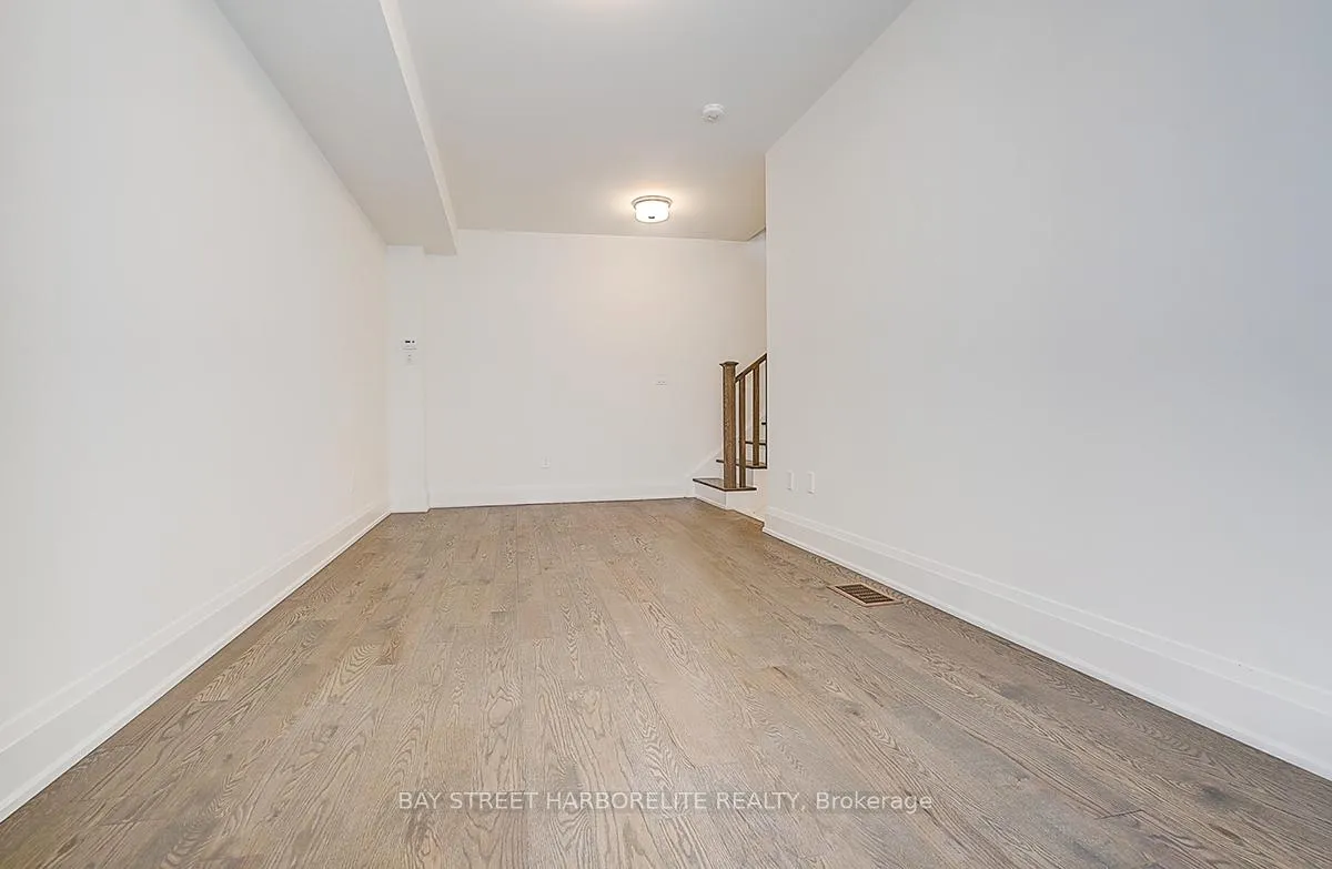 Photo 3 of 3297 Azam Way, Oakville, Glenorchy — HOMEH
