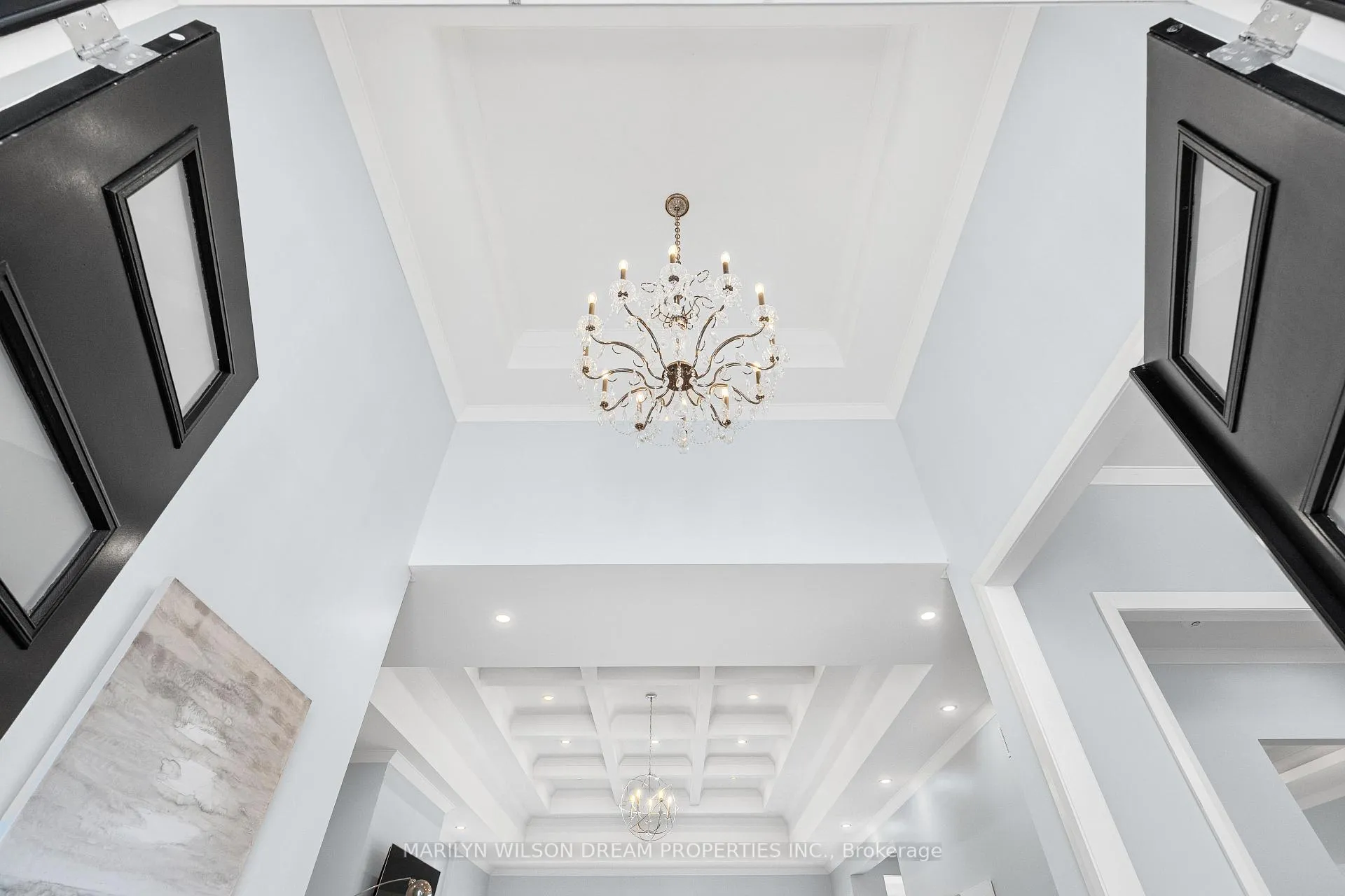 Photo 4 of 525 Leimerk Court, Ottawa, Manotick Village & Manotick Estates — HOMEH