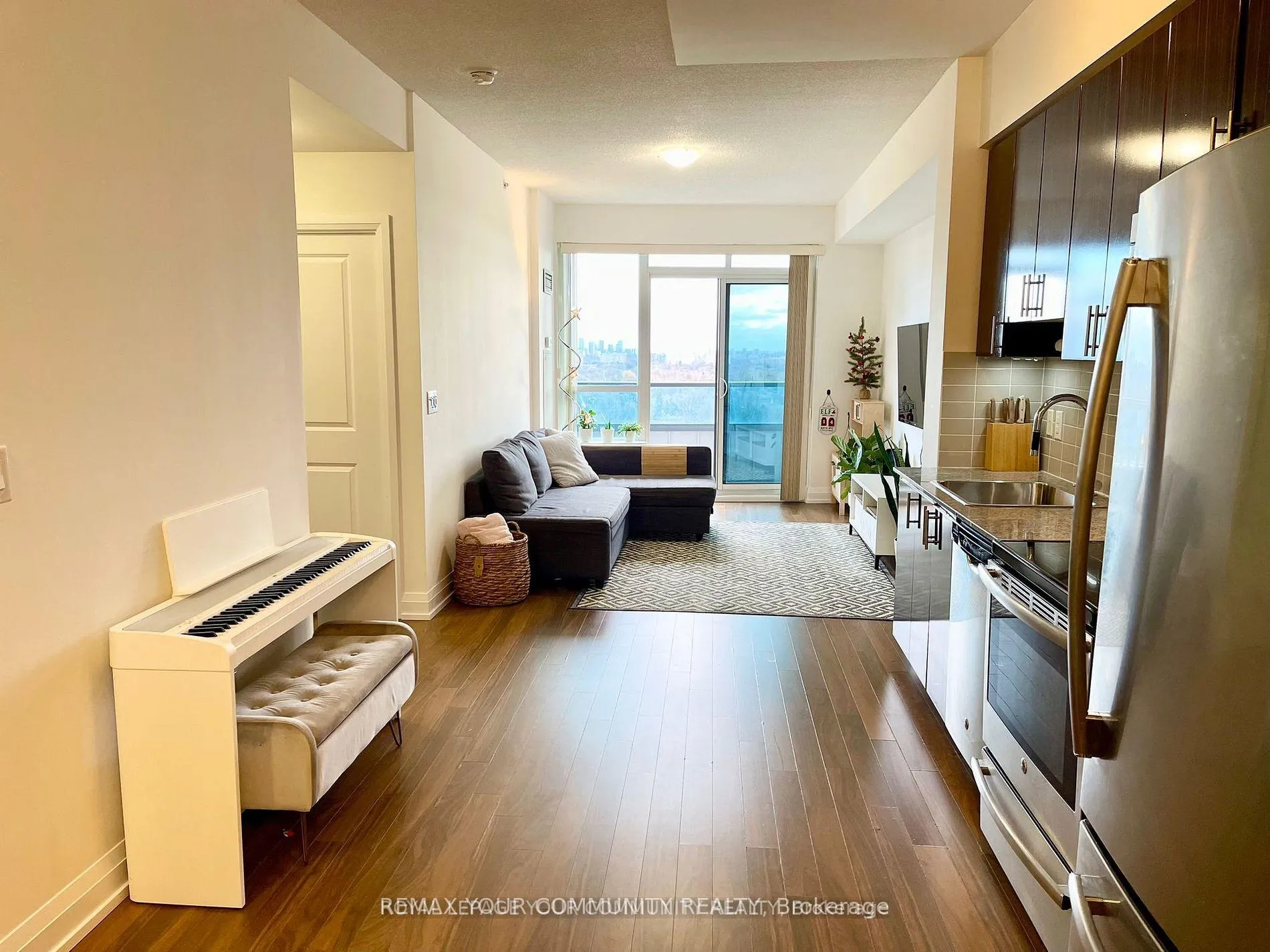 Photo 24 of Unit 1430, 7161 Yonge Street, Markham, Grandview — HOMEH