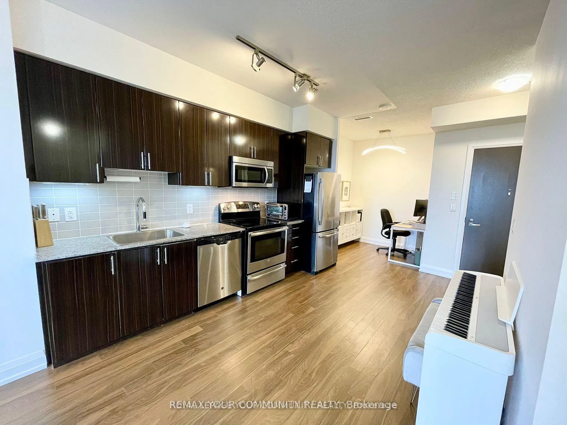 Photo 29 of Unit 1430, 7161 Yonge Street, Markham, Grandview — HOMEH