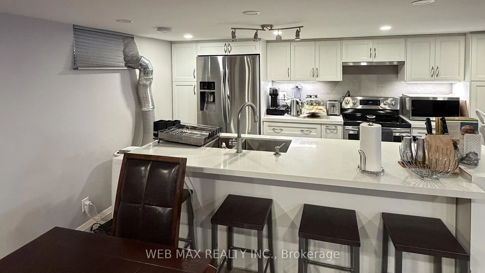 Photo 2 of Unit Unit 3, 980 Avenue Road, Toronto, Yonge-Eglinton — HOMEH
