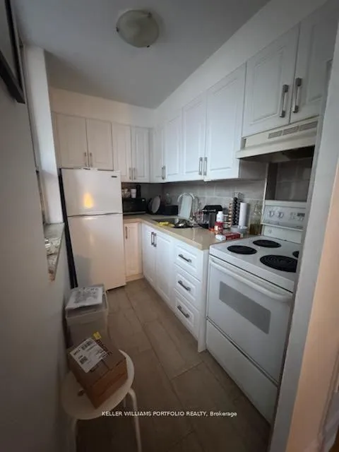 Photo 4 of Unit 1205, 30 Gloucester Street, Toronto, Church-Yonge Corridor — HOMEH