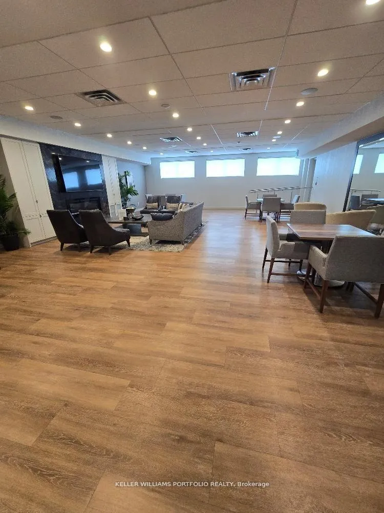 Photo 8 of Unit 1205, 30 Gloucester Street, Toronto, Church-Yonge Corridor — HOMEH