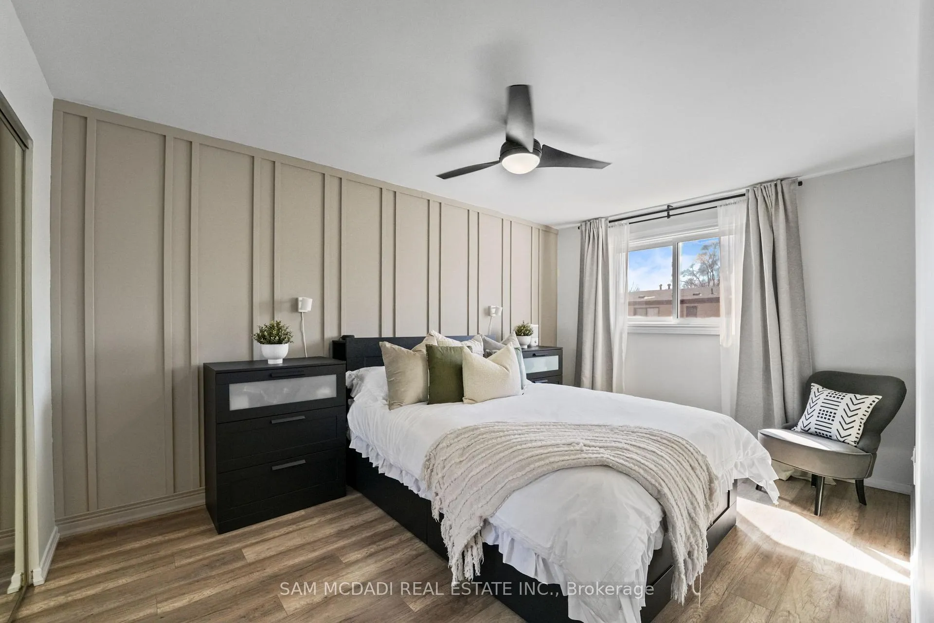 Photo 14 of Unit 31, 1518 Sixth Line, Oakville, College Park — HOMEH