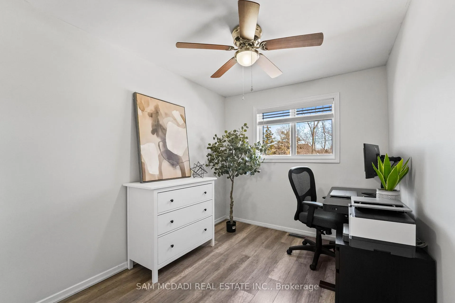 Photo 19 of Unit 31, 1518 Sixth Line, Oakville, College Park — HOMEH