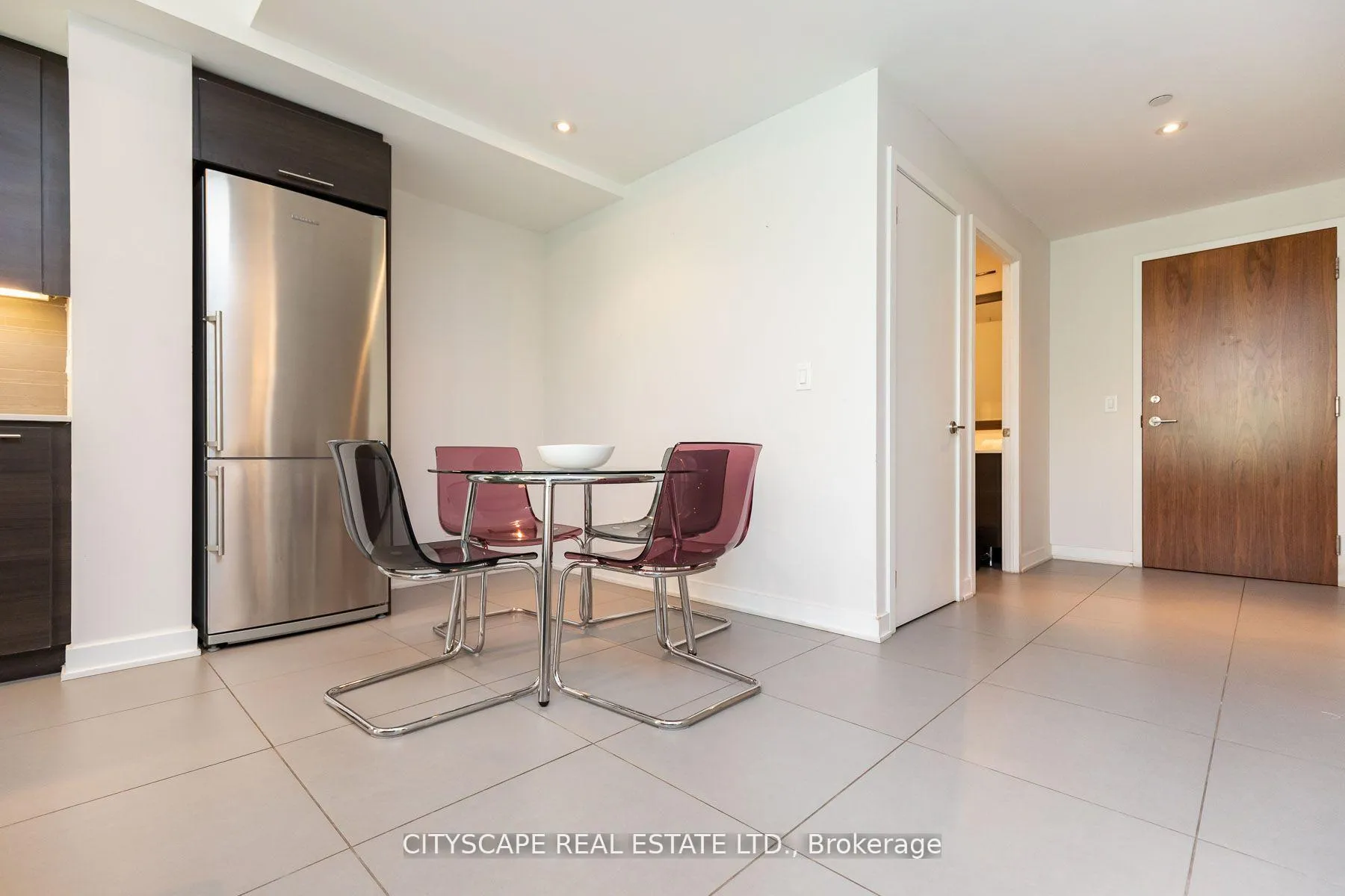 Photo 6 of Unit 201, 3 Market Street, Toronto, Waterfront Communities — HOMEH