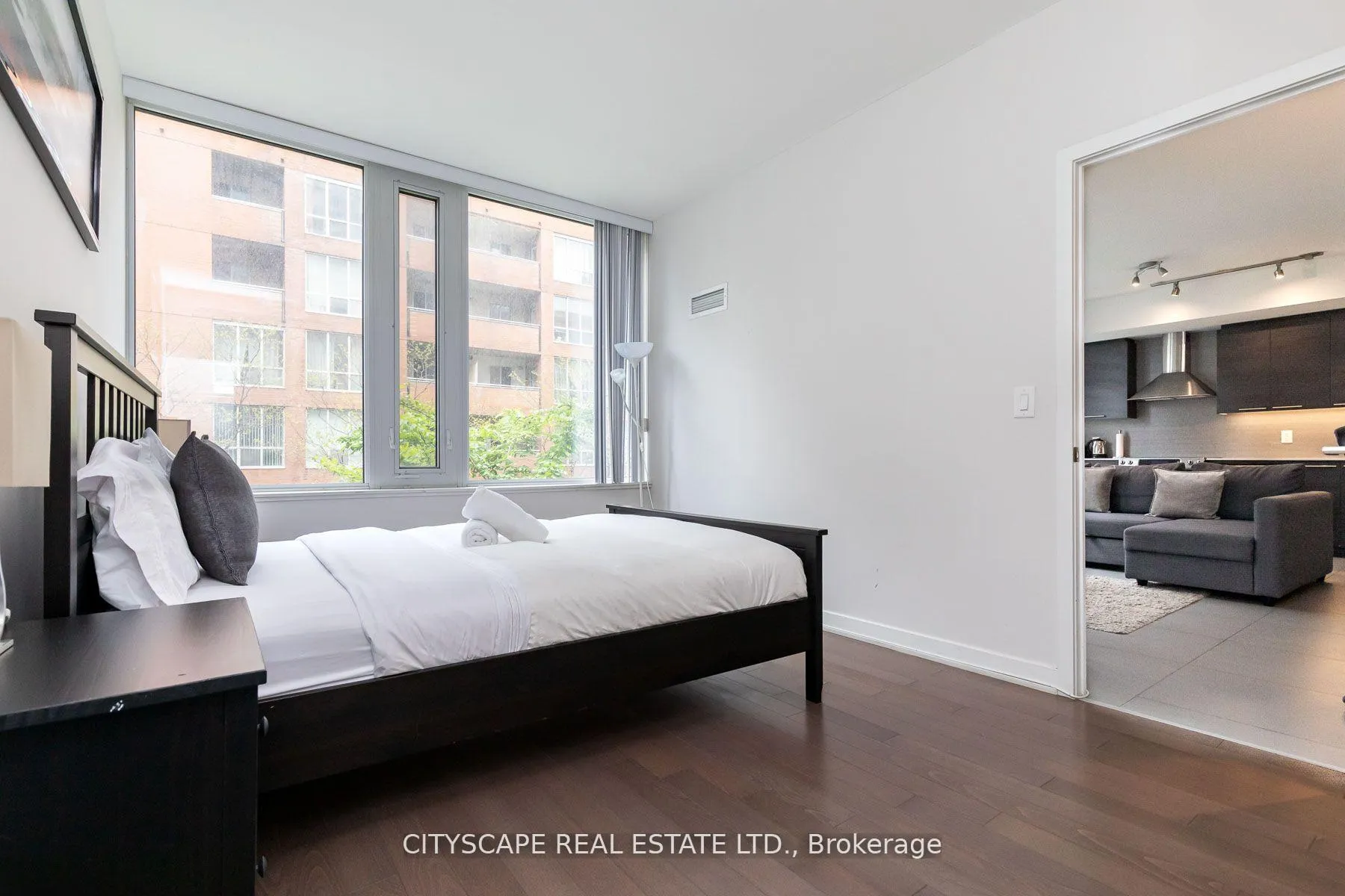 Photo 8 of Unit 201, 3 Market Street, Toronto, Waterfront Communities — HOMEH
