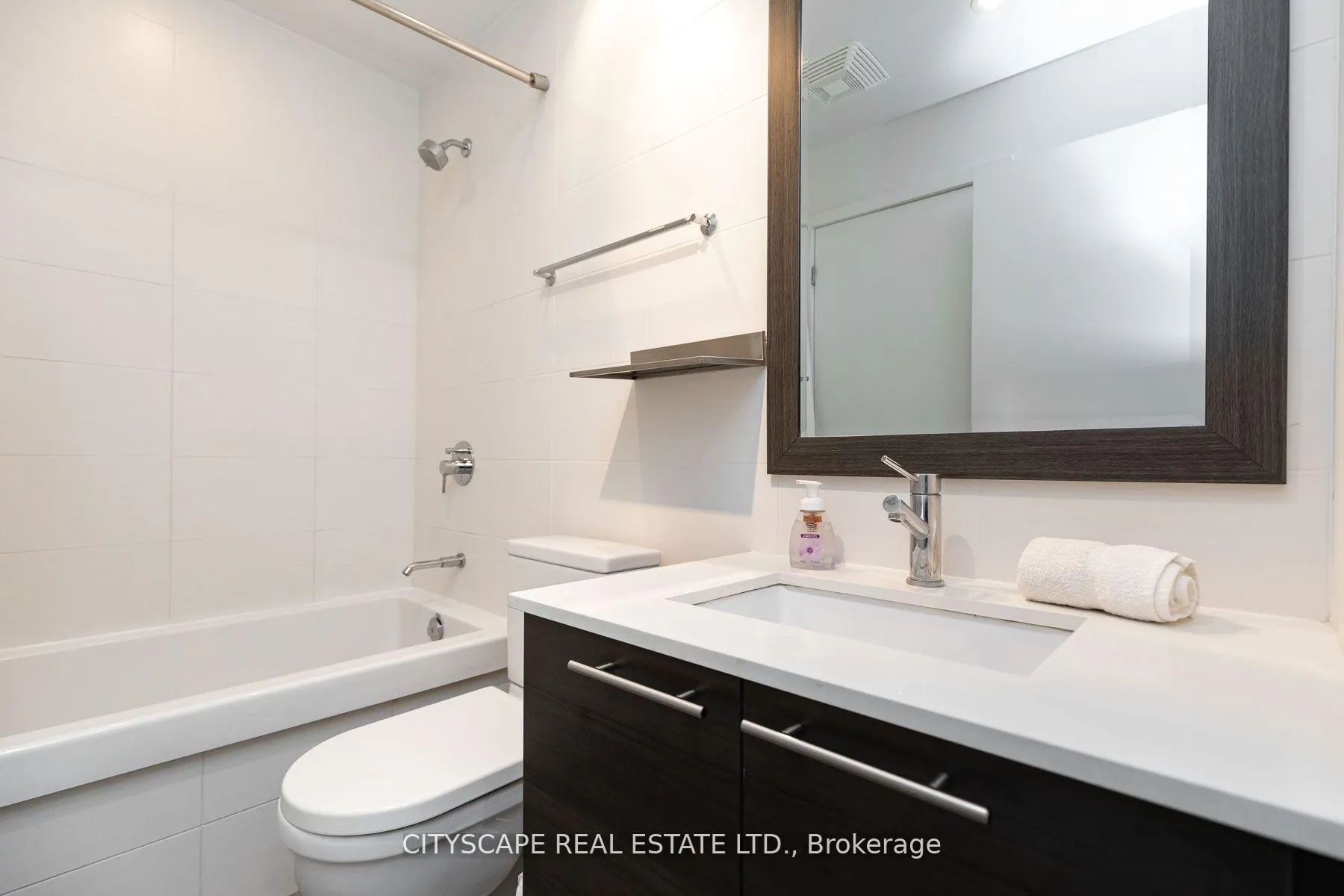 Photo 10 of Unit 201, 3 Market Street, Toronto, Waterfront Communities — HOMEH