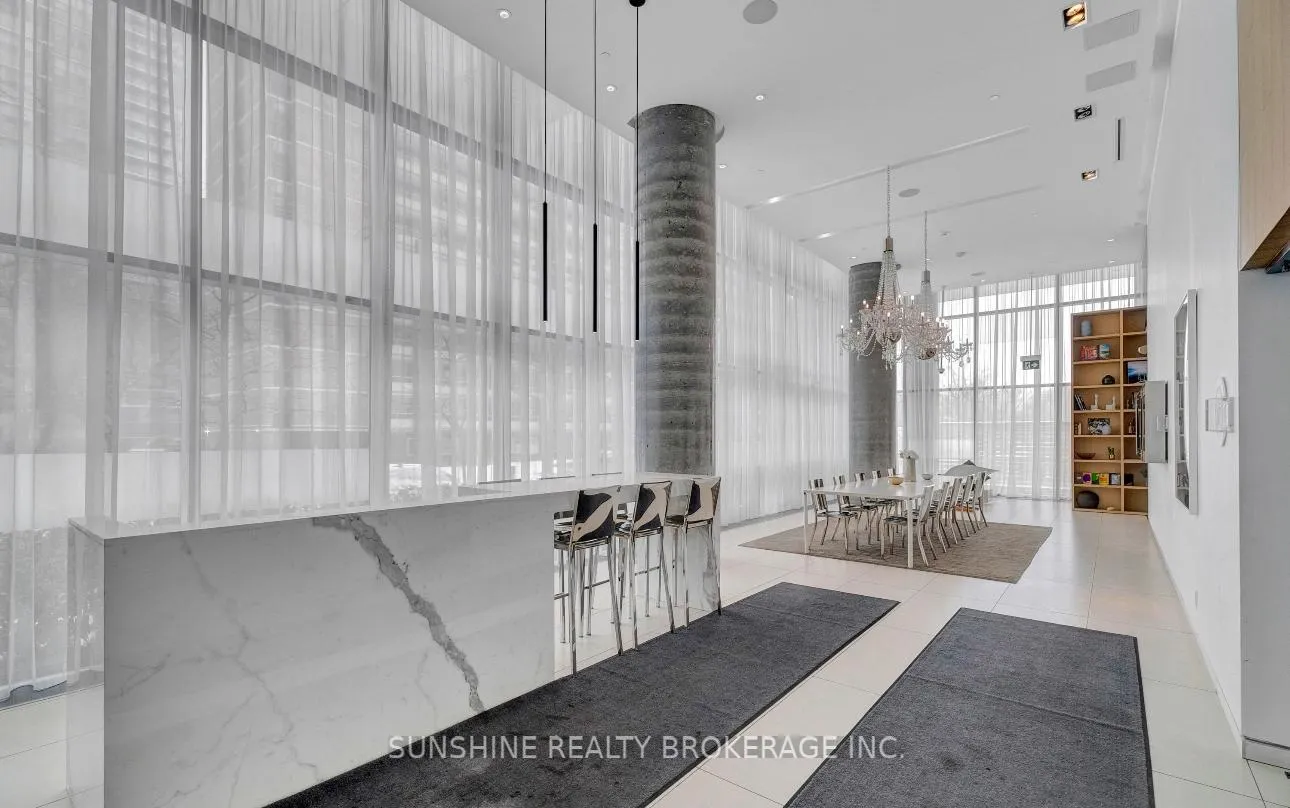 Photo 2 of Unit 912, 185 Roehampton Avenue, Toronto, Yonge-Eglinton — HOMEH