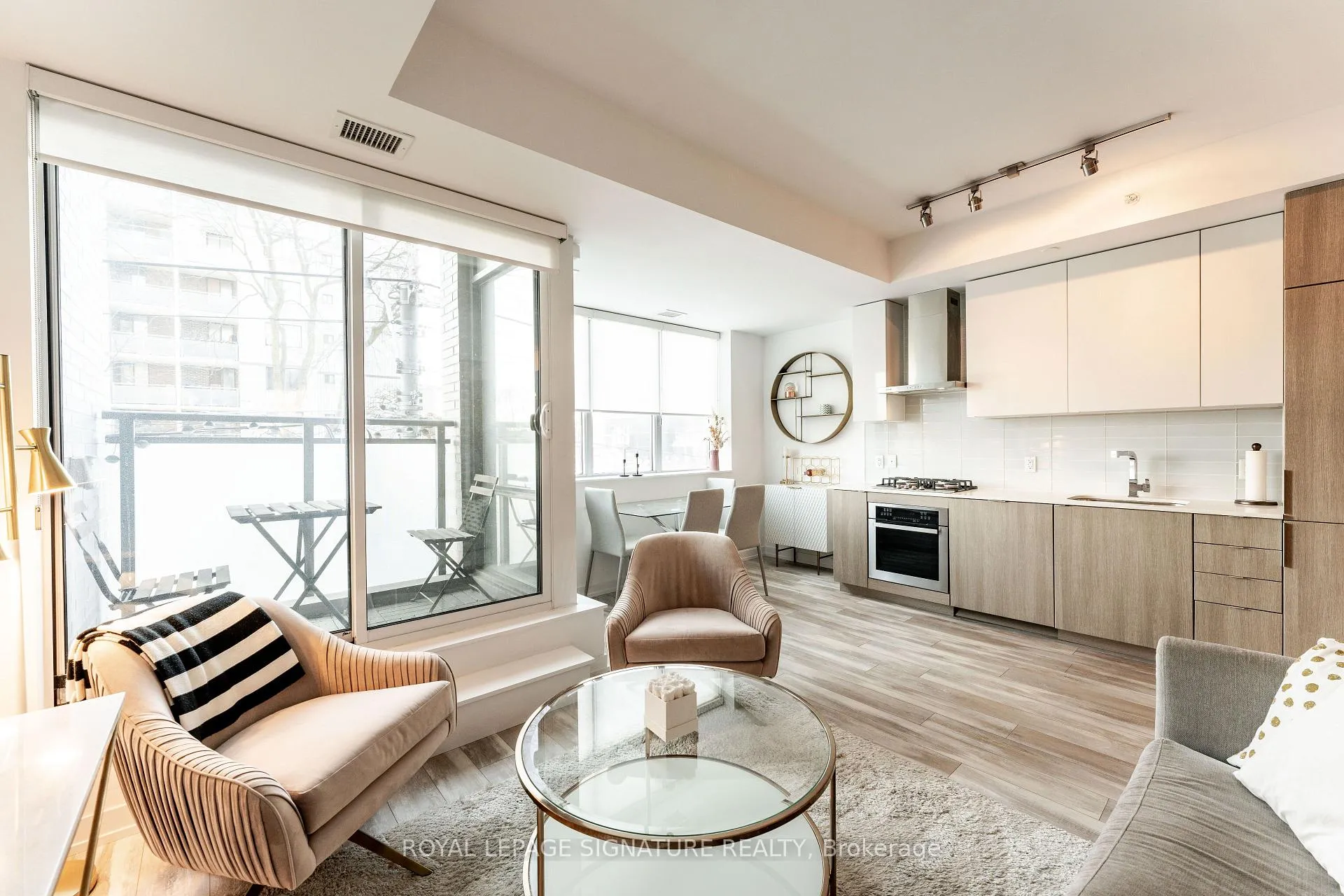 Front of Unit 219, 38 Howard Park Avenue S