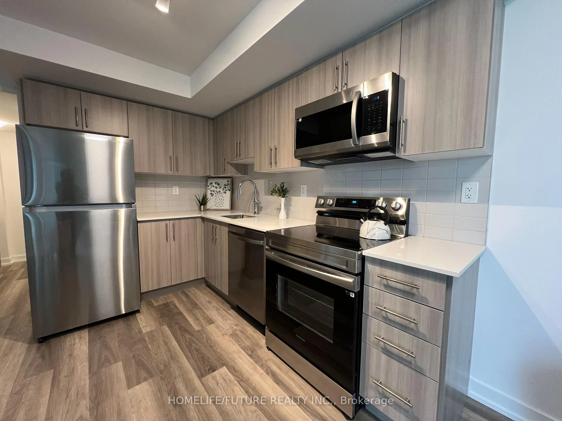 Photo 8 of Unit 508, 1435 Celebration Drive, Pickering, Bay Ridges — HOMEH