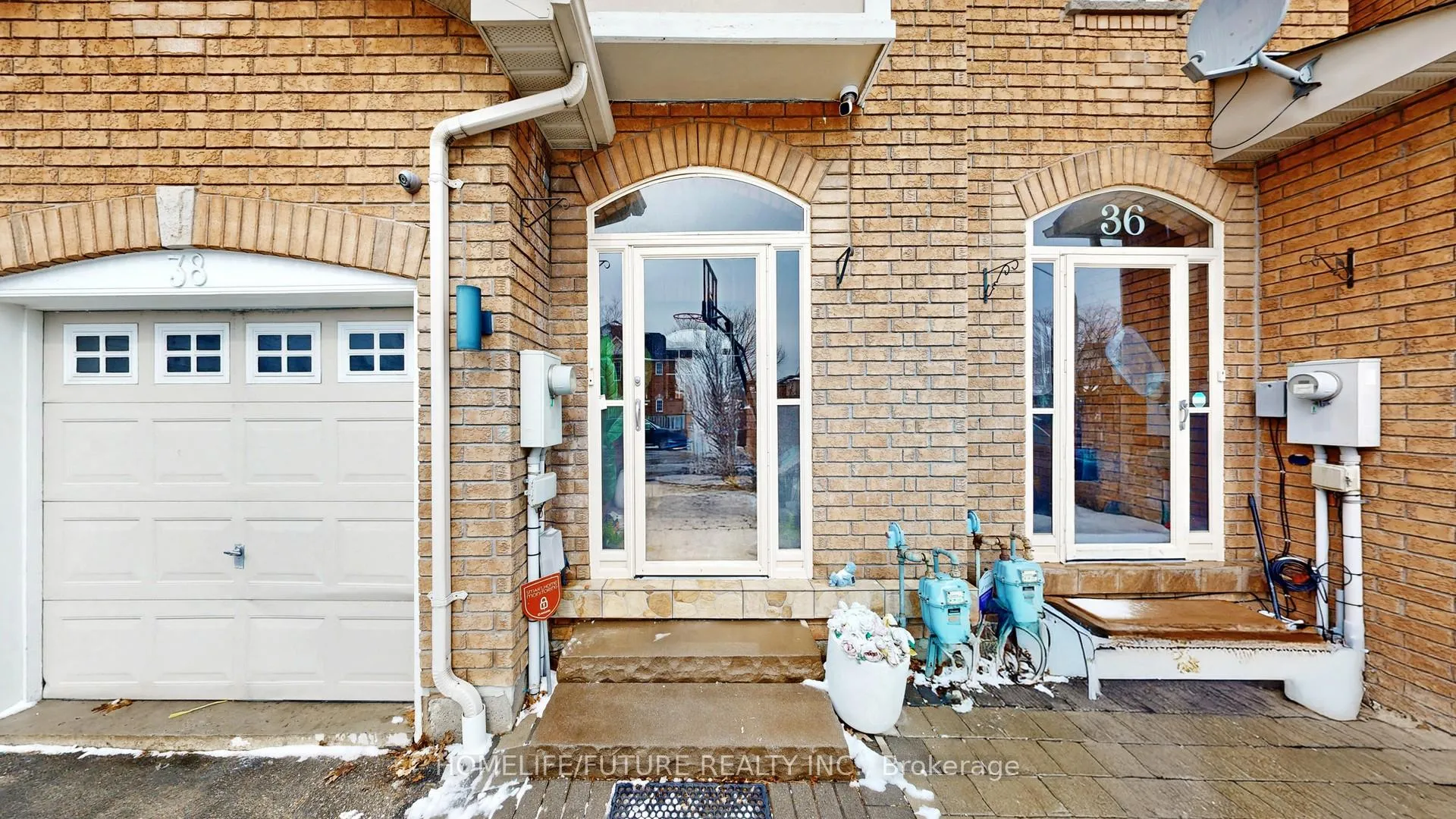 Photo 2 of 38 Marjoram Drive, Ajax, South East — HOMEH
