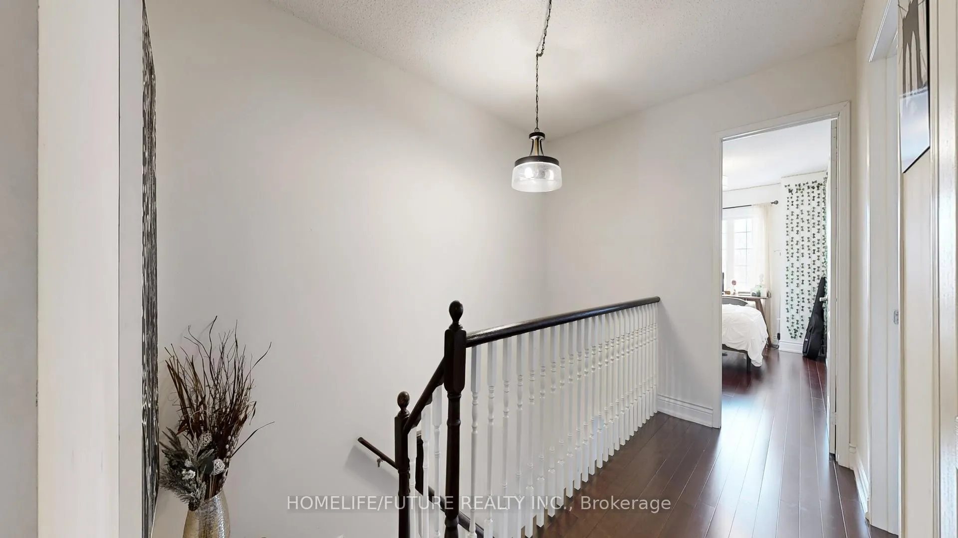 Photo 20 of 38 Marjoram Drive, Ajax, South East — HOMEH
