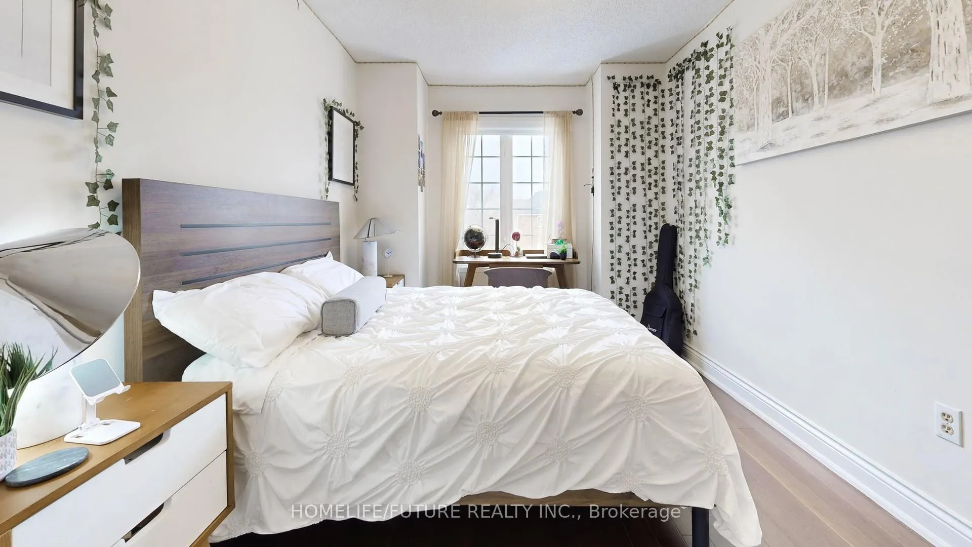 Photo 26 of 38 Marjoram Drive, Ajax, South East — HOMEH