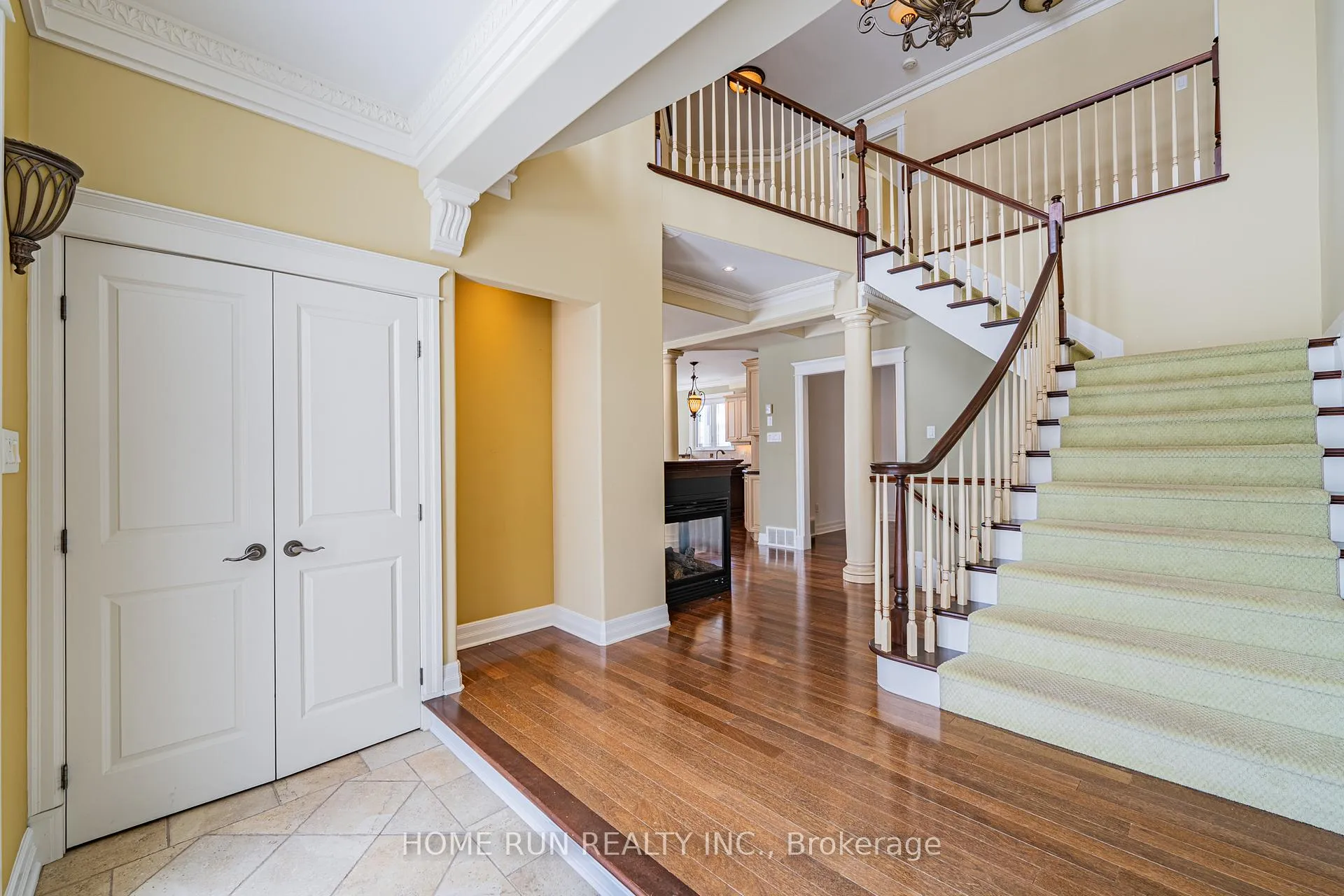 Photo 7 of 546 Kochar Drive, Ottawa, Mooneys Bay — HOMEH
