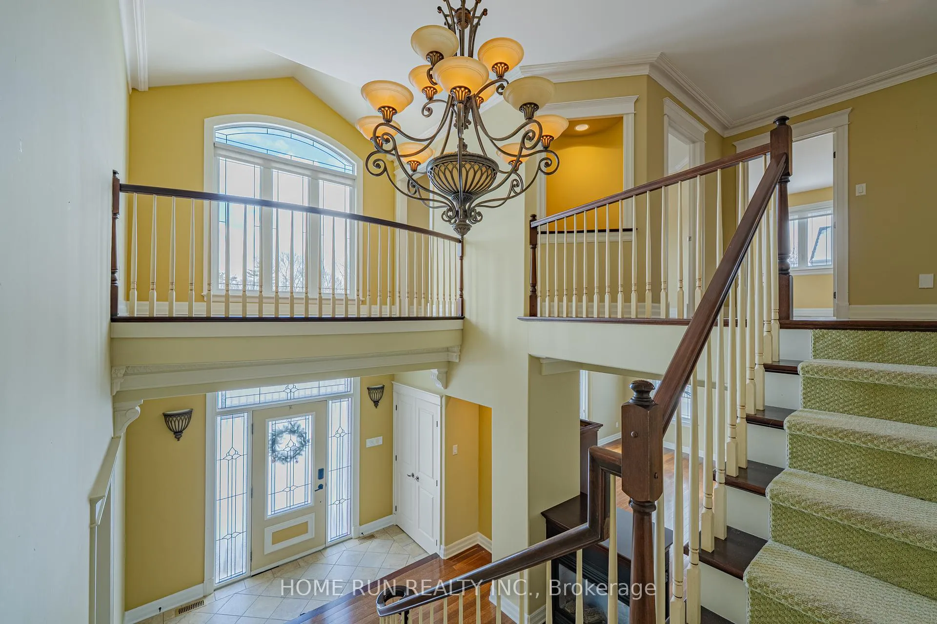 Photo 23 of 546 Kochar Drive, Ottawa, Mooneys Bay — HOMEH