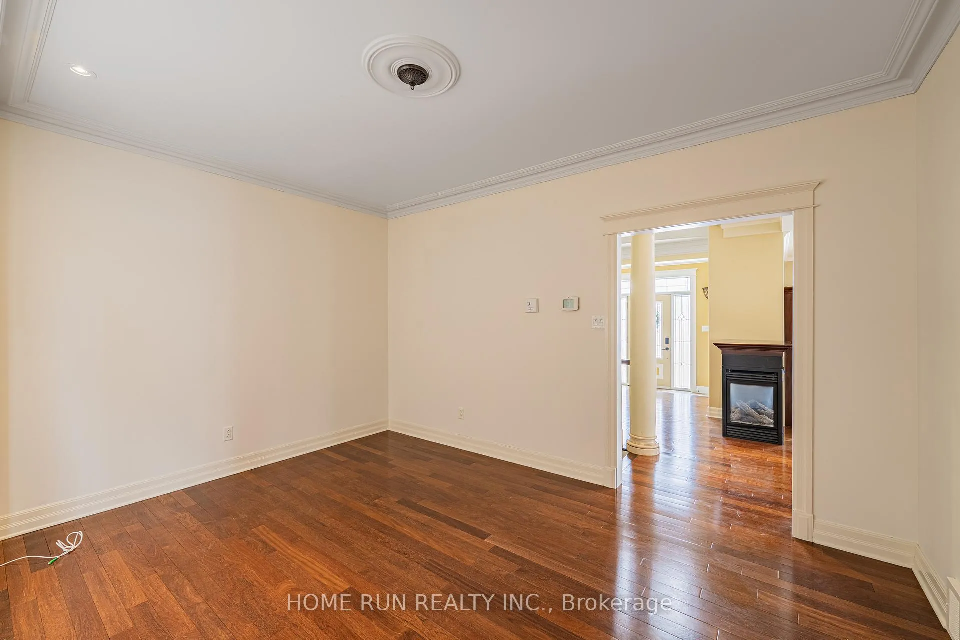 Photo 28 of 546 Kochar Drive, Ottawa, Mooneys Bay — HOMEH