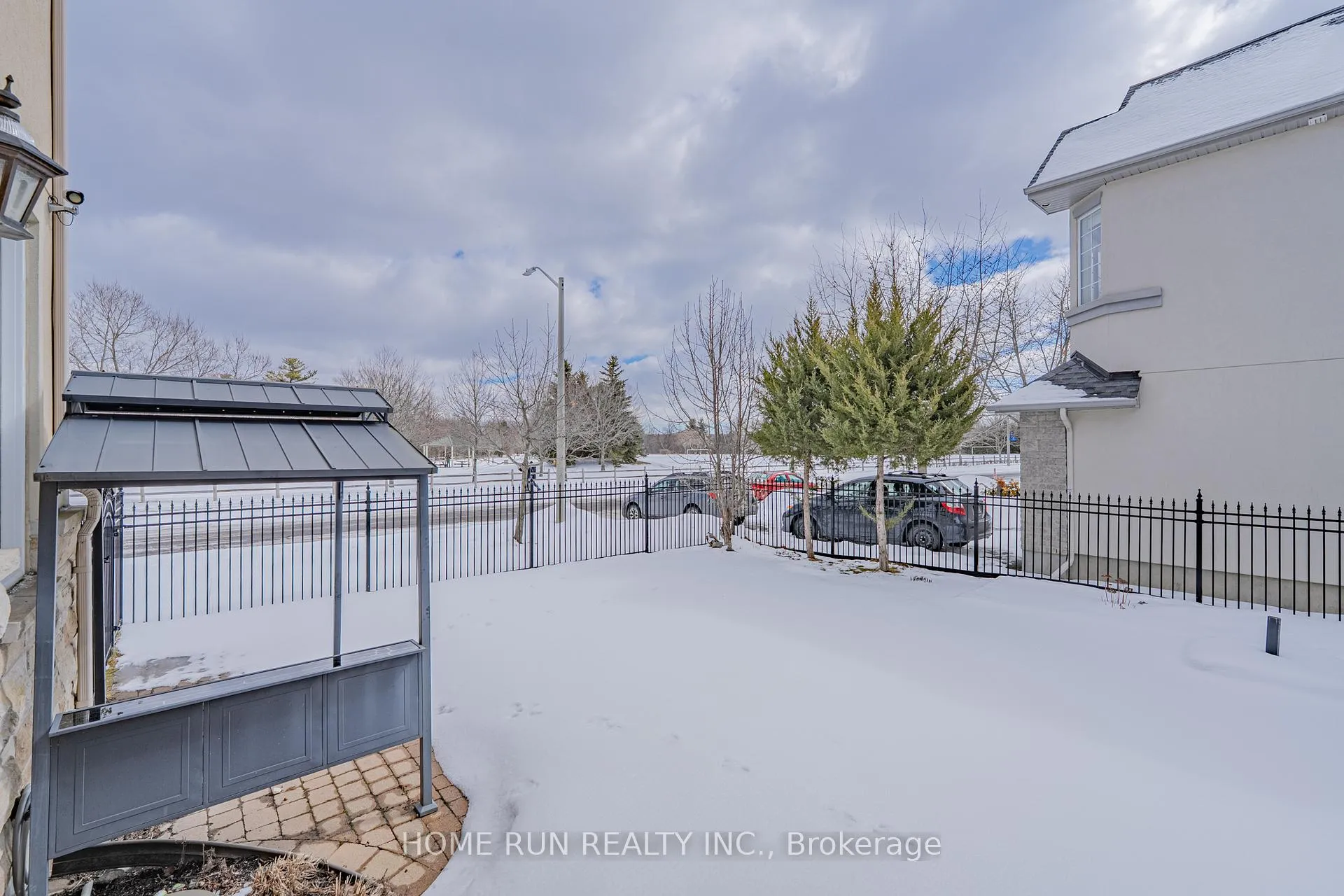 Photo 50 of 546 Kochar Drive, Ottawa, Mooneys Bay — HOMEH