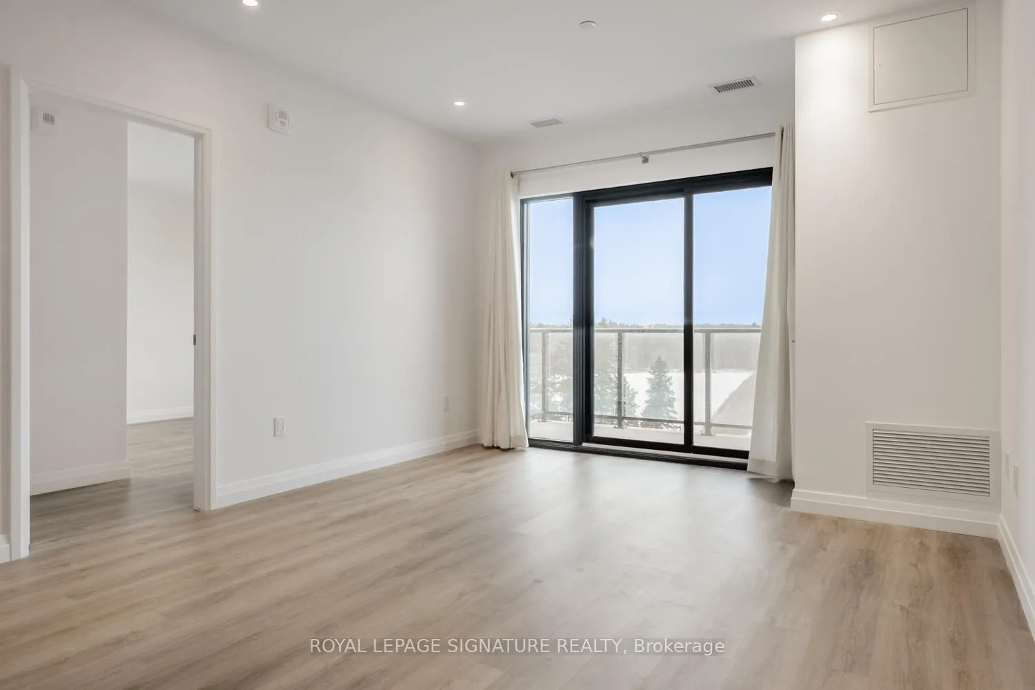 Photo 16 of Unit 612, 525 New Dundee Road, Kitchener — HOMEH