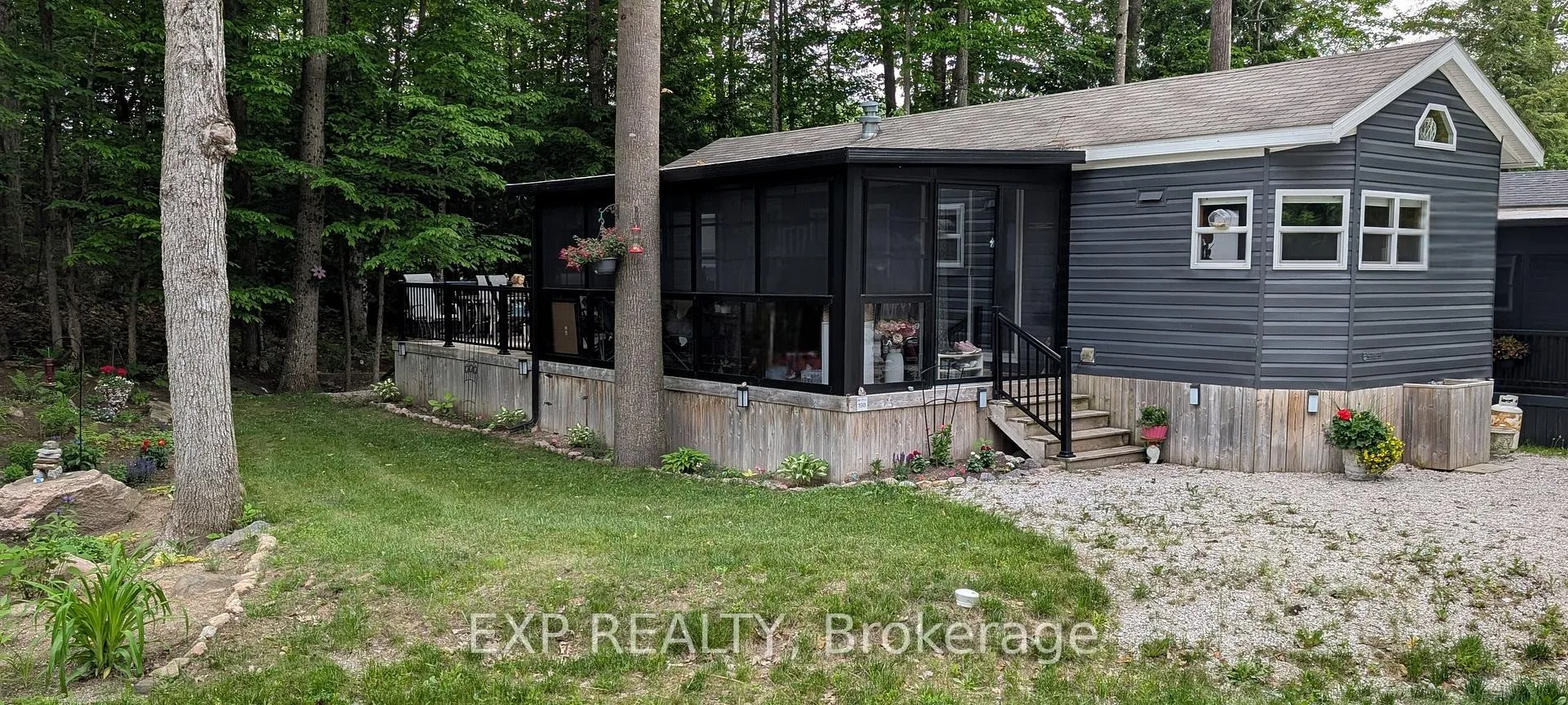 Photo 2 of 1082 Shamrock Marina Road, Gravenhurst, Morrison — HOMEH