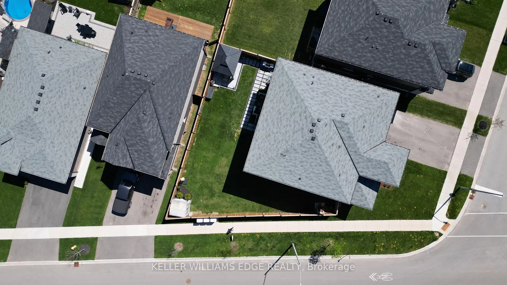 Photo 6 of 5115 Rose Avenue, Lincoln, Beamsville — HOMEH