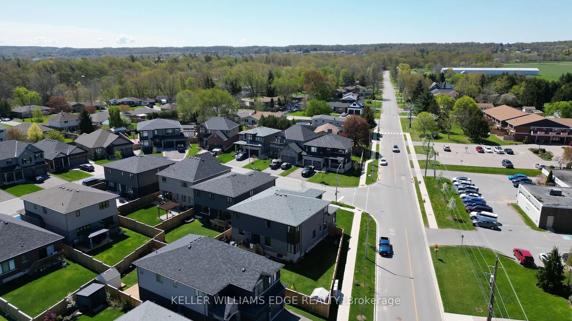Photo 7 of 5115 Rose Avenue, Lincoln, Beamsville — HOMEH