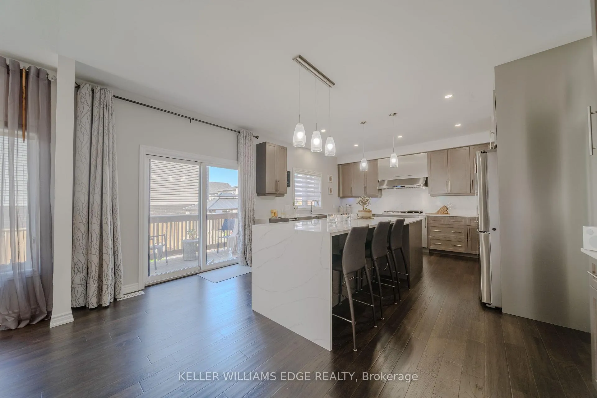 Photo 15 of 5115 Rose Avenue, Lincoln, Beamsville — HOMEH