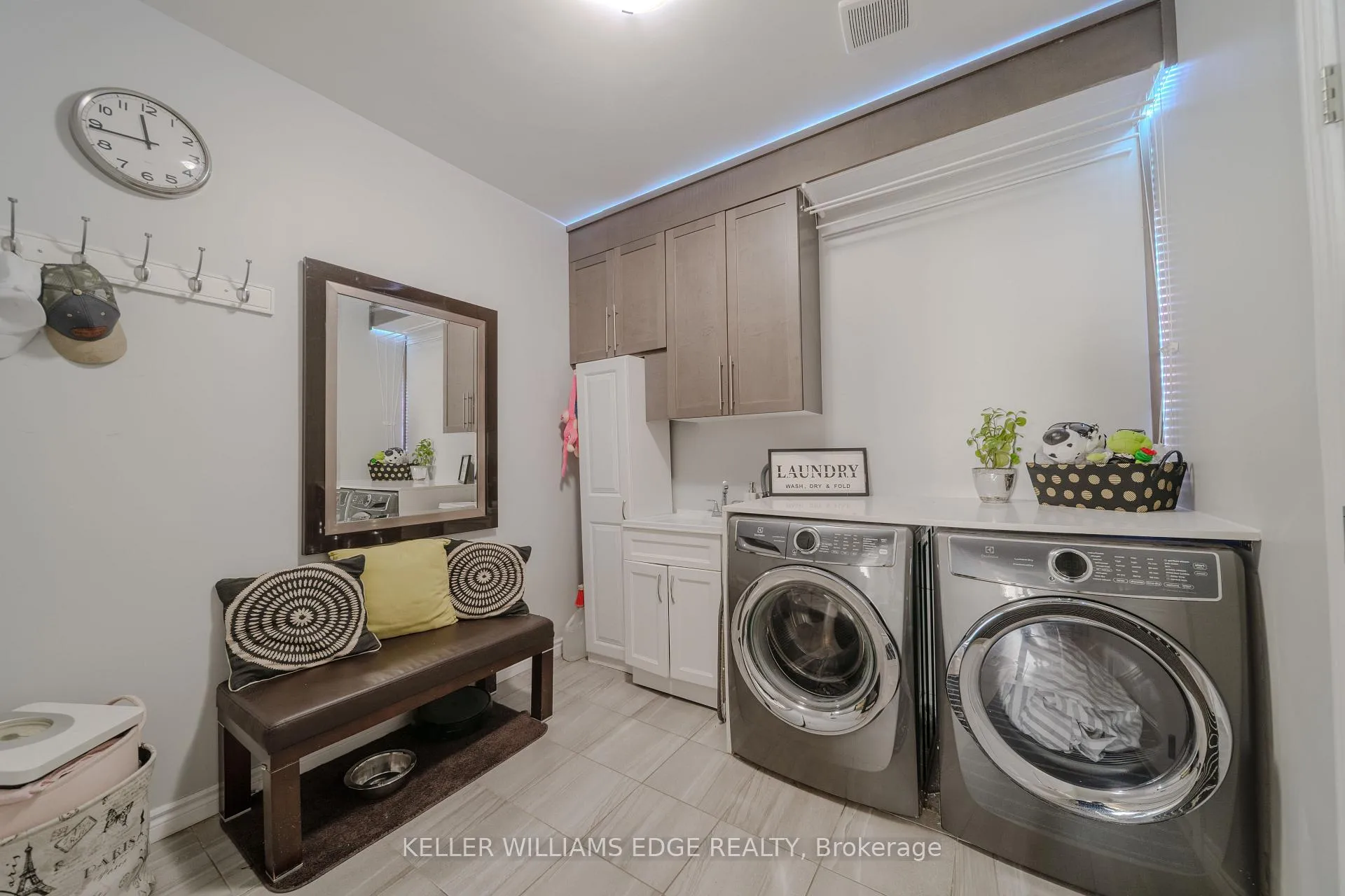 Photo 24 of 5115 Rose Avenue, Lincoln, Beamsville — HOMEH