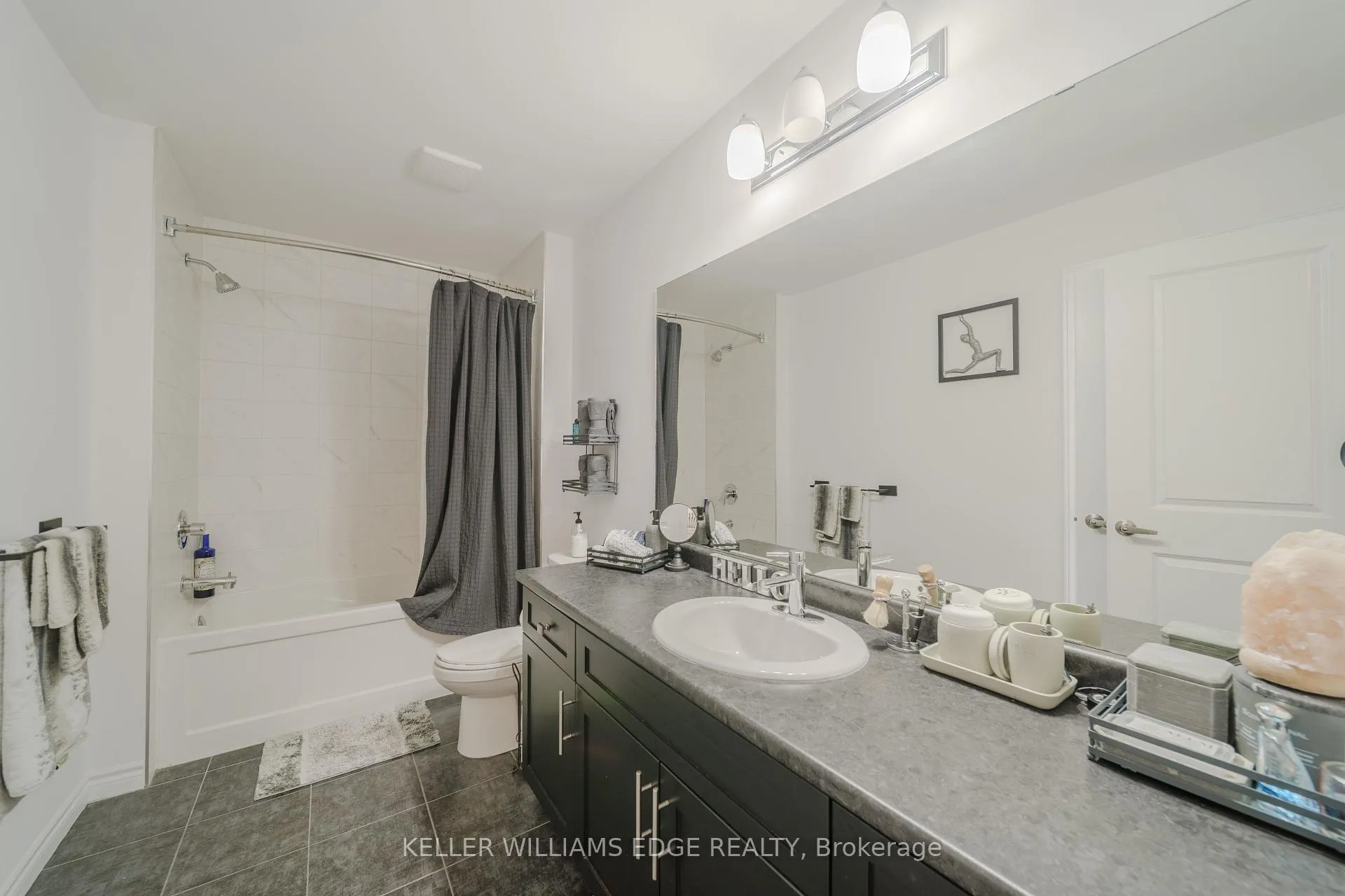 Photo 37 of 5115 Rose Avenue, Lincoln, Beamsville — HOMEH