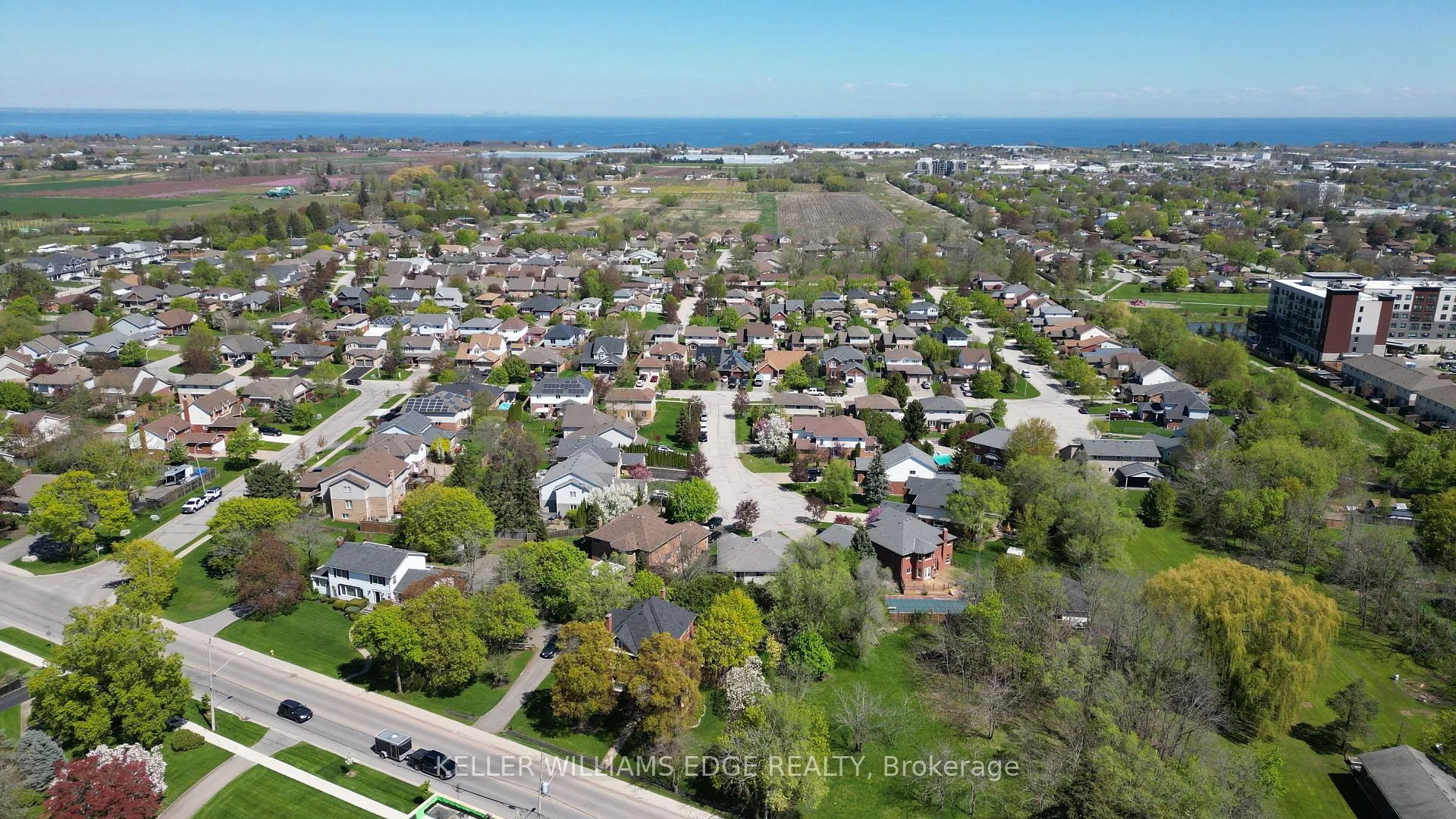 Photo 48 of 5115 Rose Avenue, Lincoln, Beamsville — HOMEH