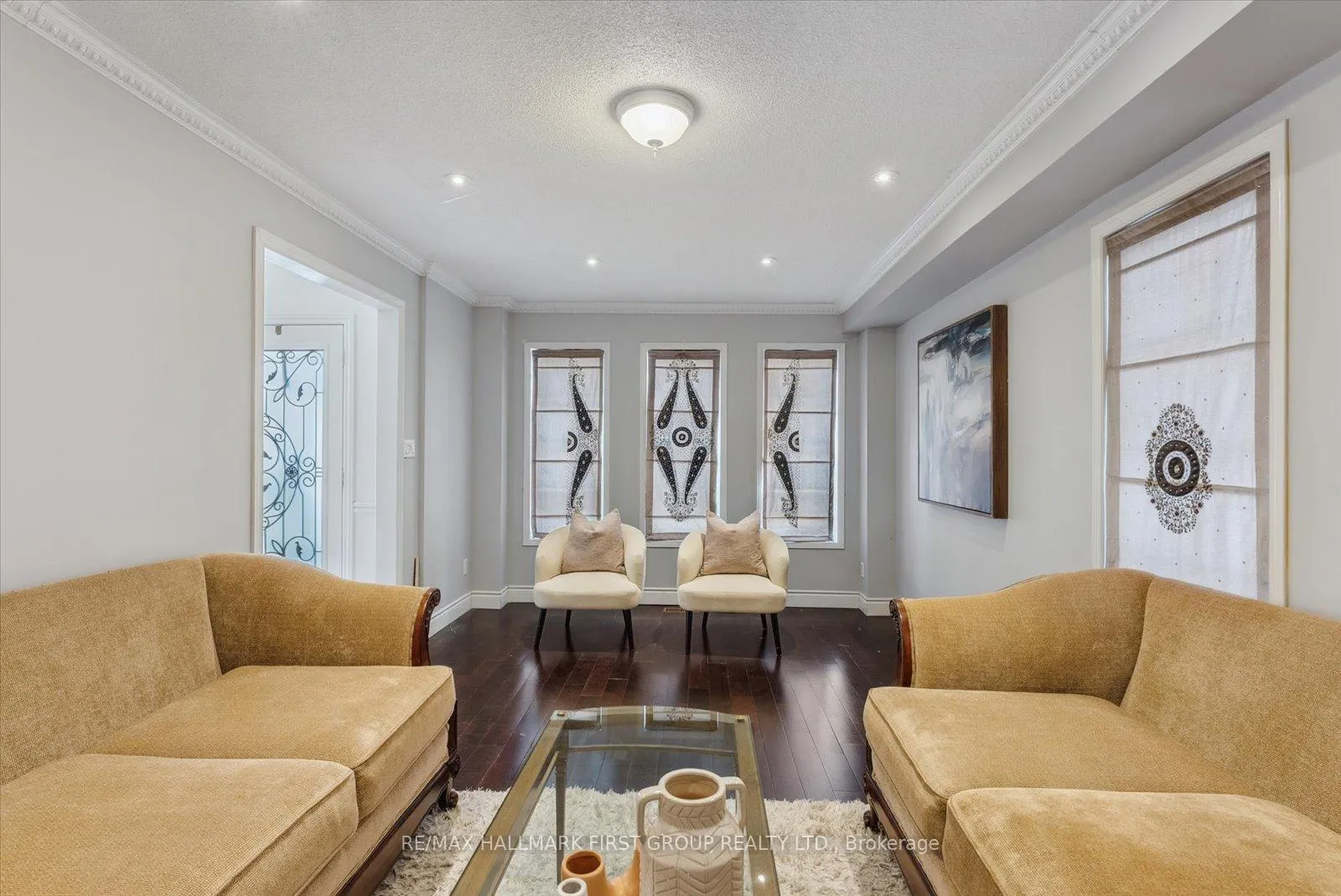Photo 4 of 75 Sullivan Drive, Ajax, Central — HOMEH