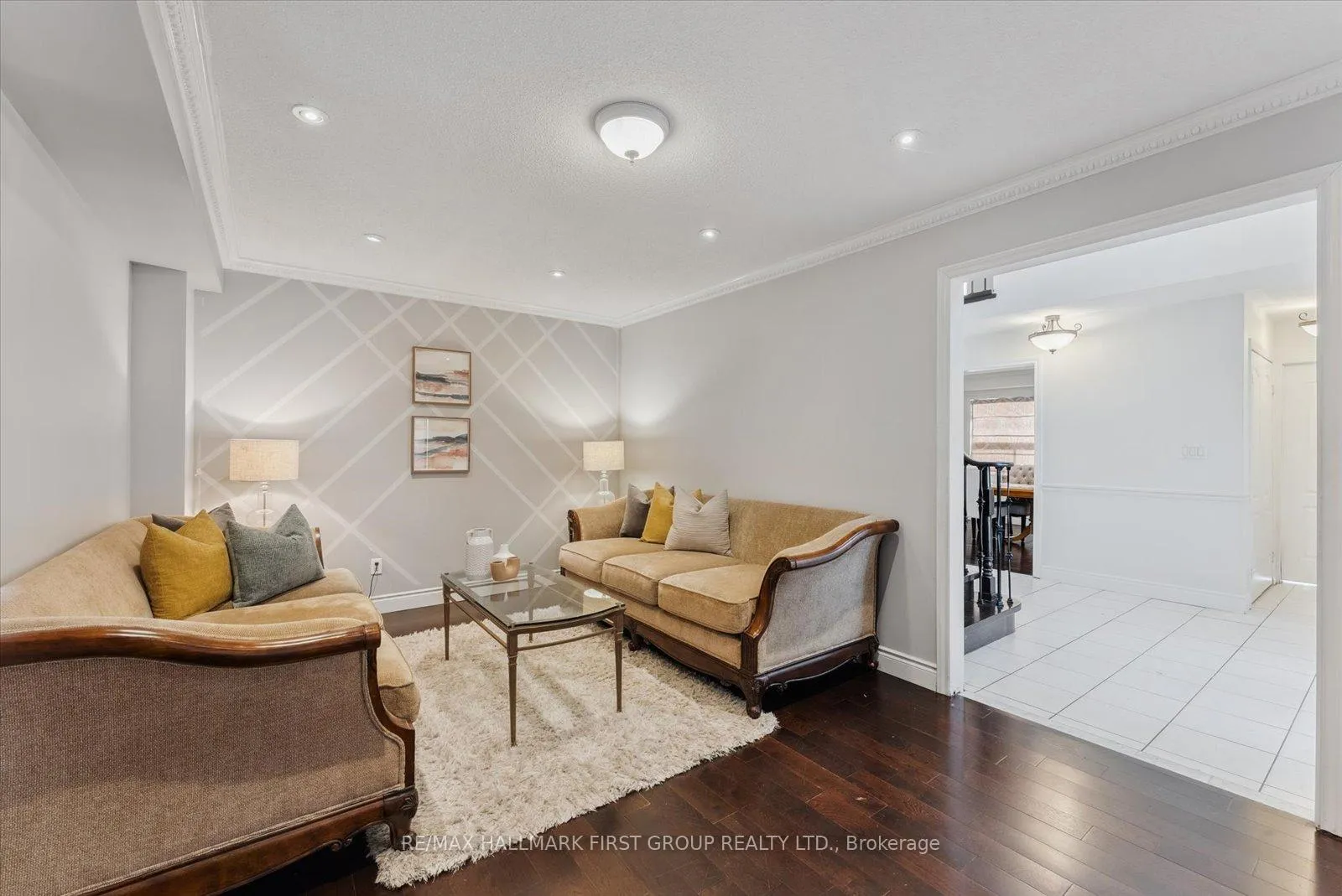 Photo 5 of 75 Sullivan Drive, Ajax, Central — HOMEH