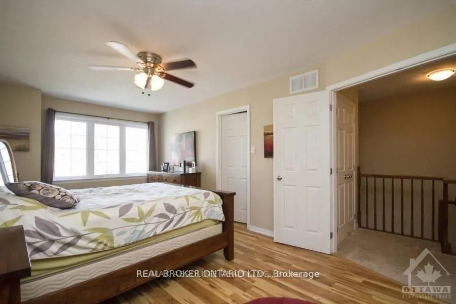 Photo 9 of 615 Pepperville Crescent, Ottawa, Kanata - Emerald Meadows/Trailwest — HOMEH
