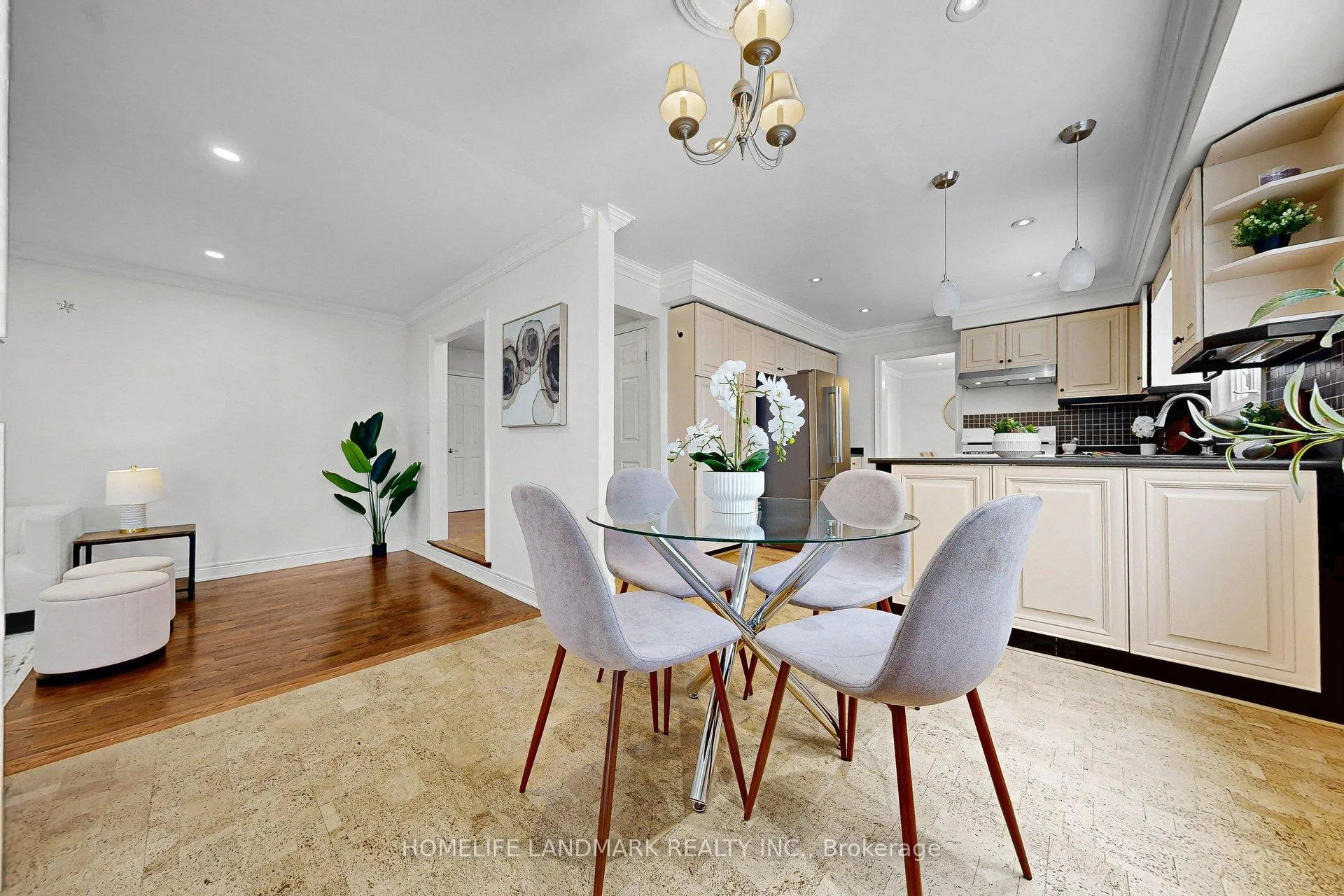 Photo 12 of 51 Emeline Crescent, Markham, Markham Village — HOMEH