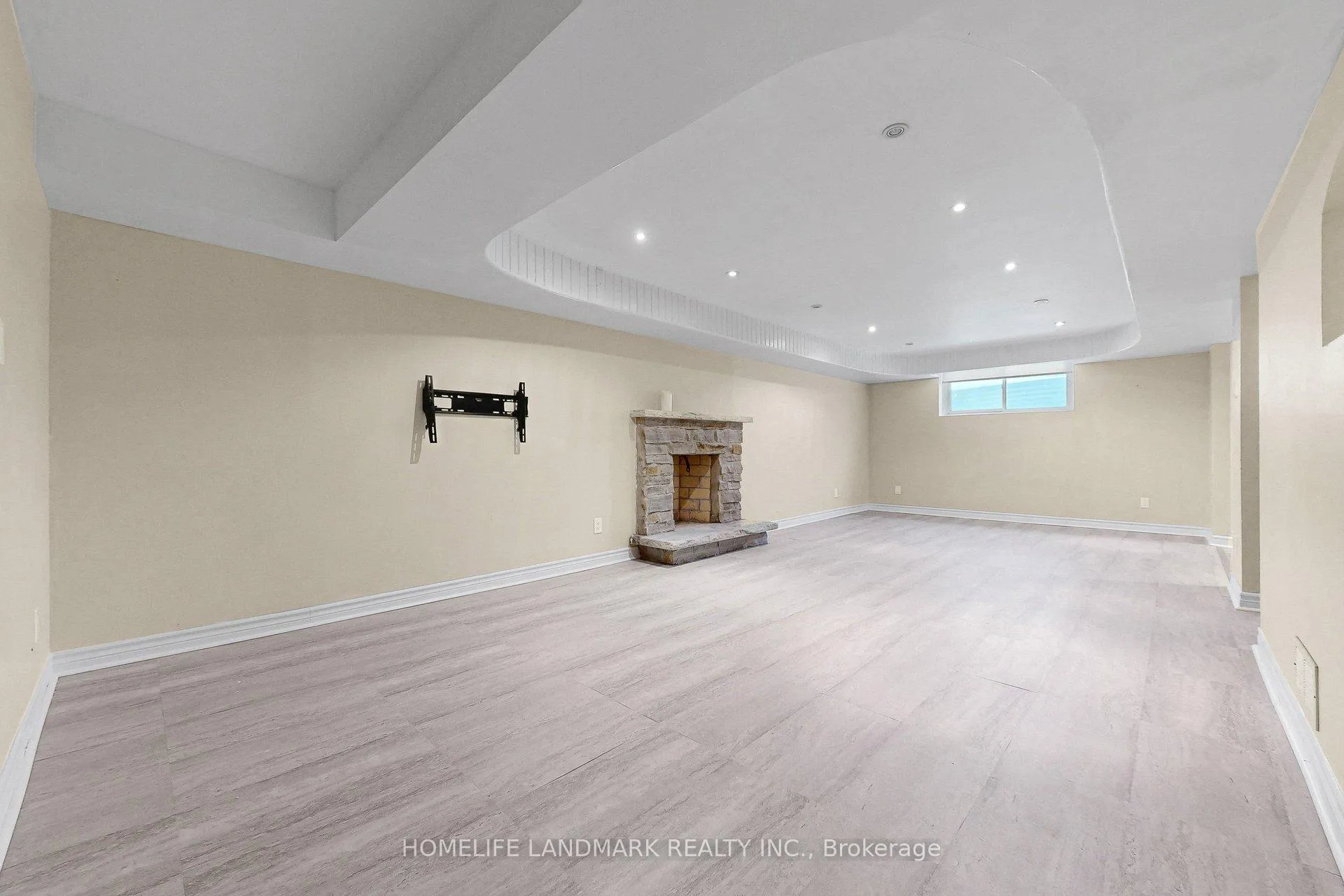 Photo 31 of 51 Emeline Crescent, Markham, Markham Village — HOMEH