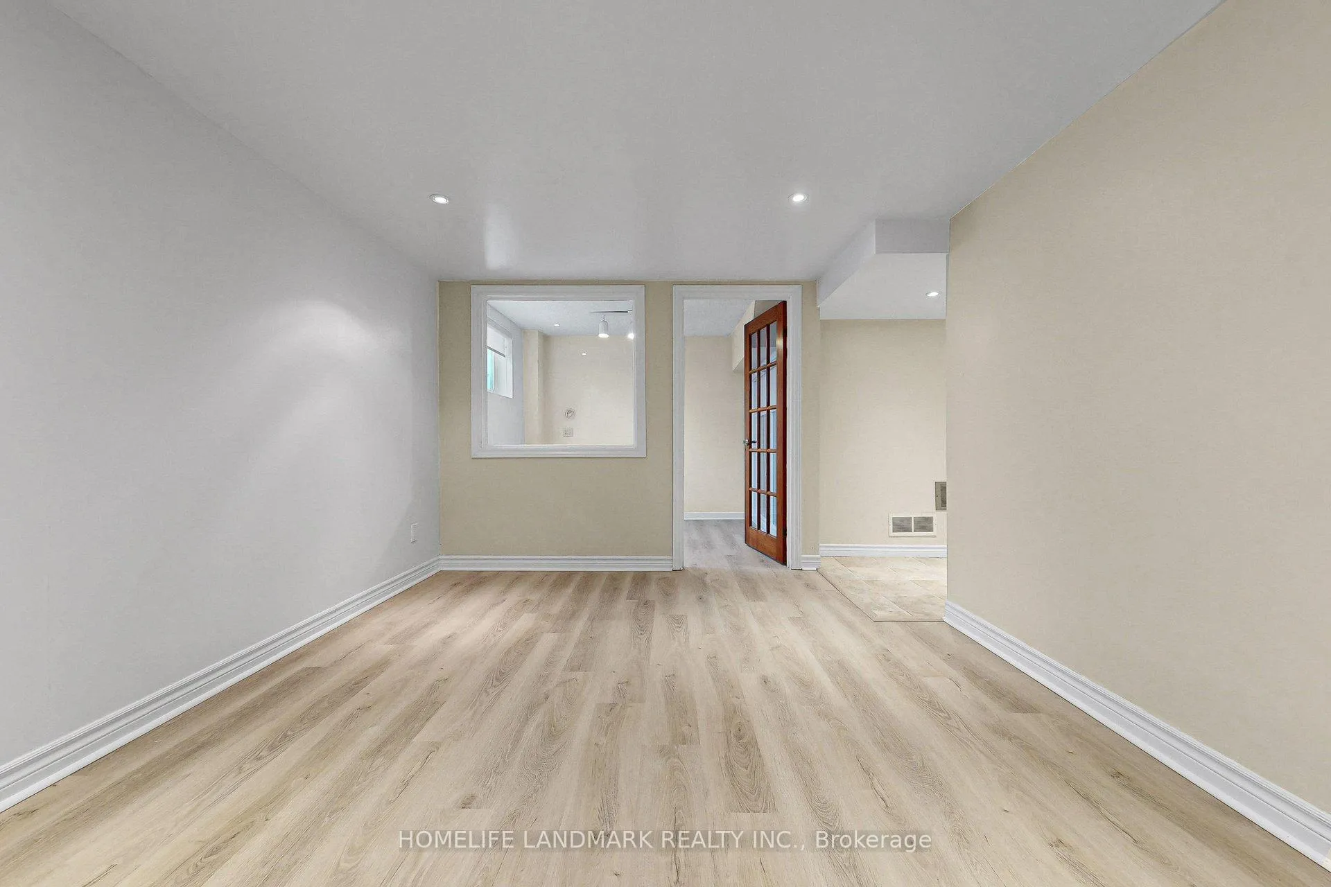 Photo 32 of 51 Emeline Crescent, Markham, Markham Village — HOMEH